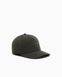 Cap with visor and logo