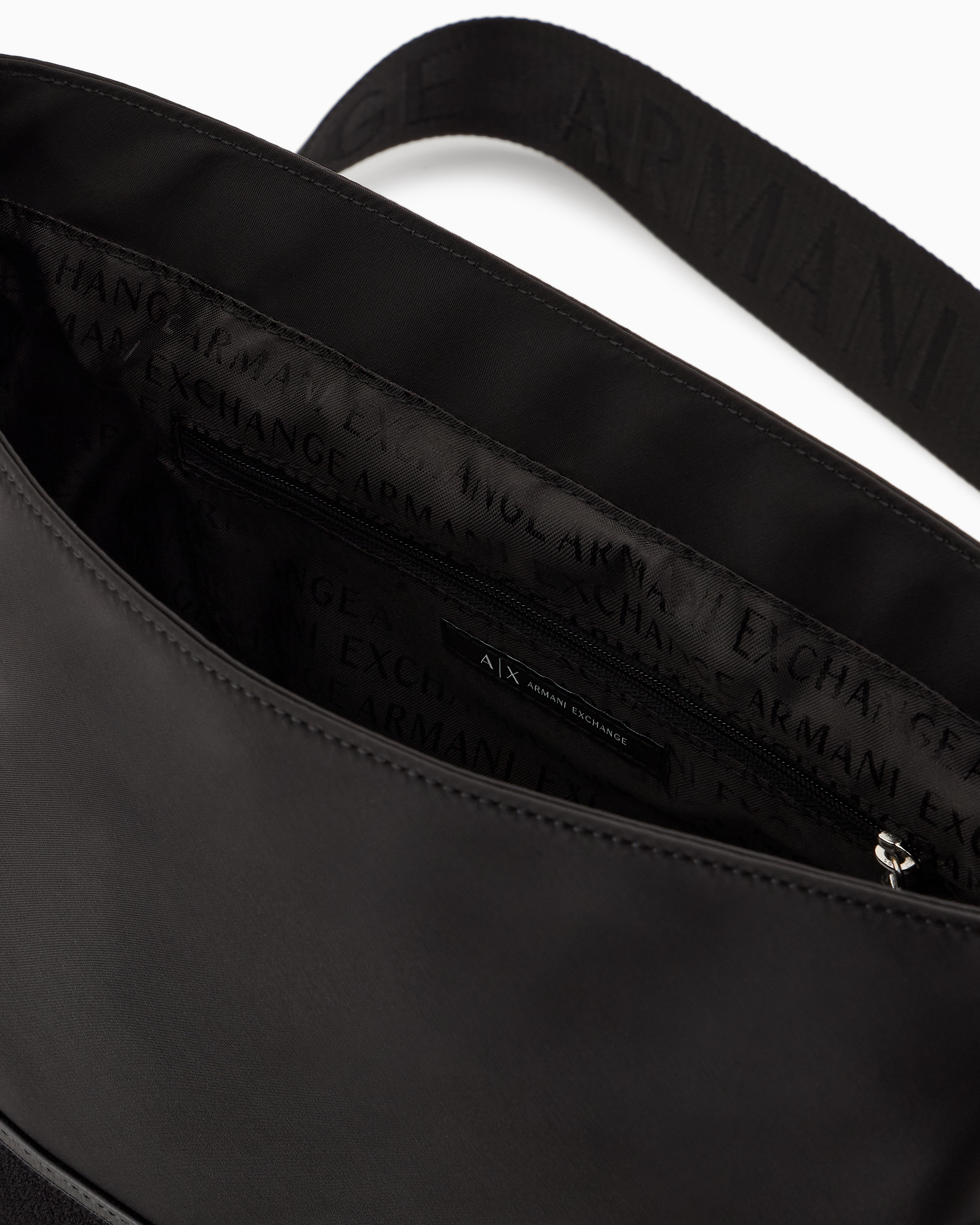 AXロゴ ショルダーバッグ | Armani Exchange