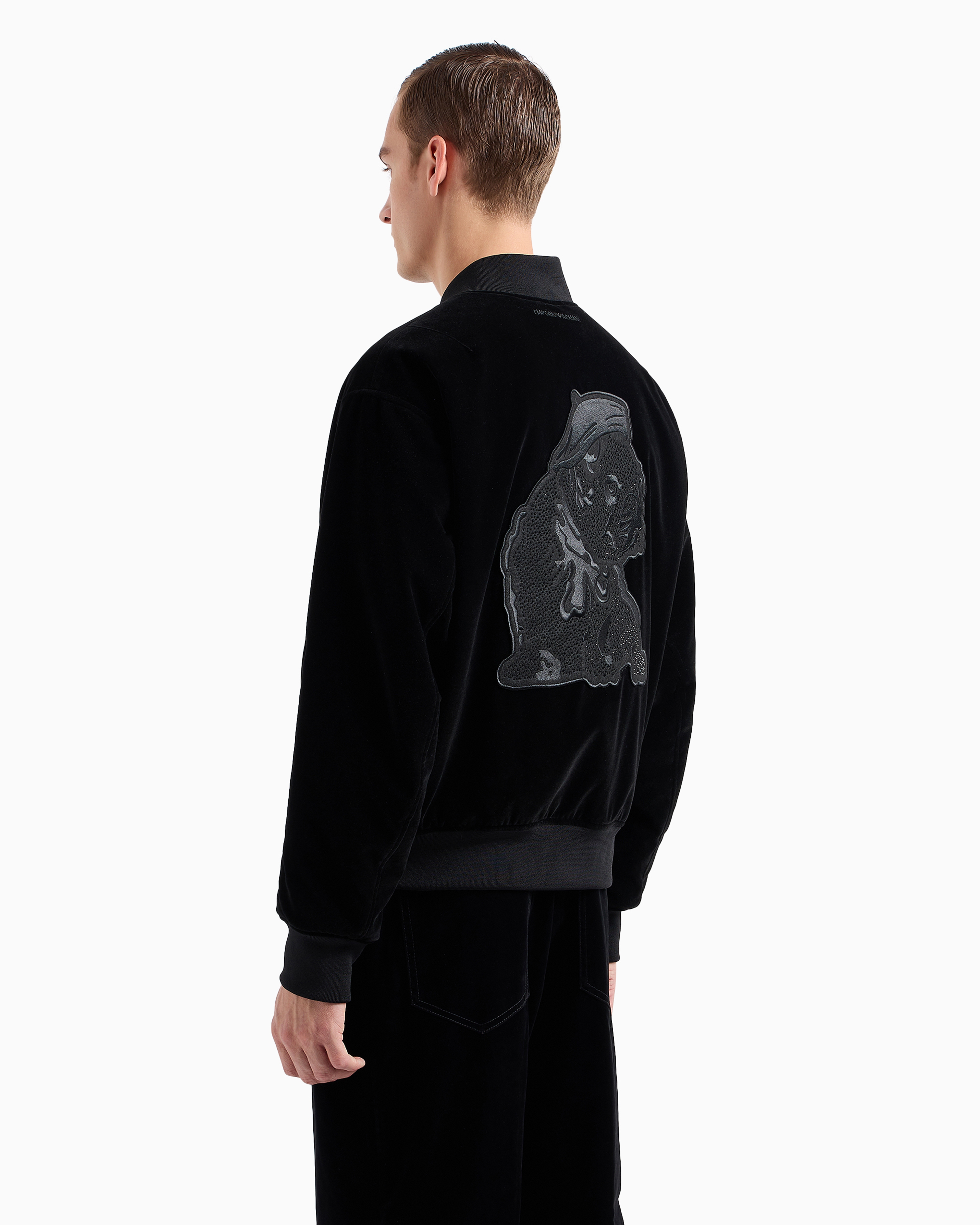 エンポリオアルマーニ ベロアボンバージャケット フレンチブルドッグパッチ XL 6D1BF3_1NUXZ_0999_R_FW2024.jpg