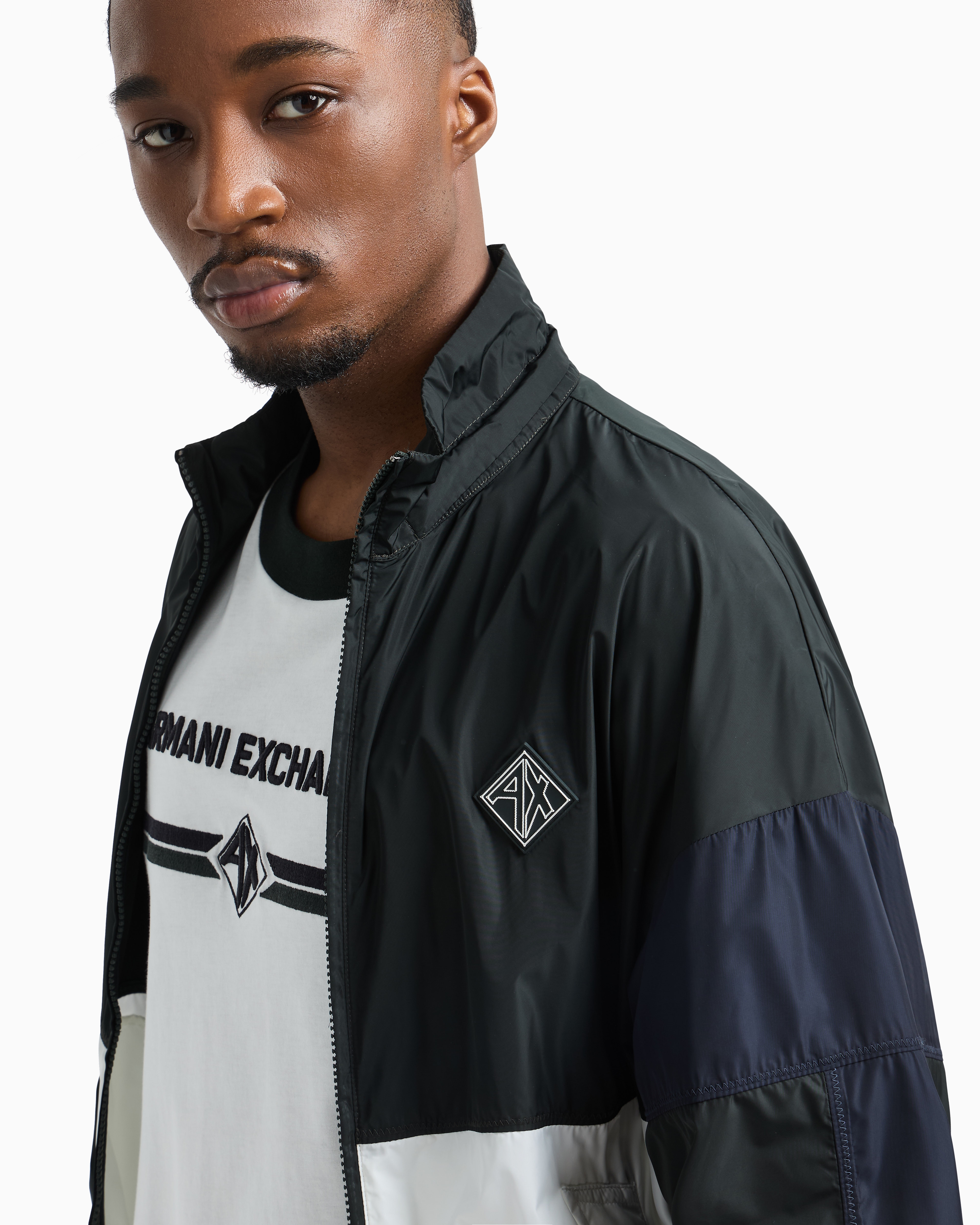 ジャケット・アウター hiand Active Ruffle Shirt Color block windbreaker jacket with zip | Armani Exchange