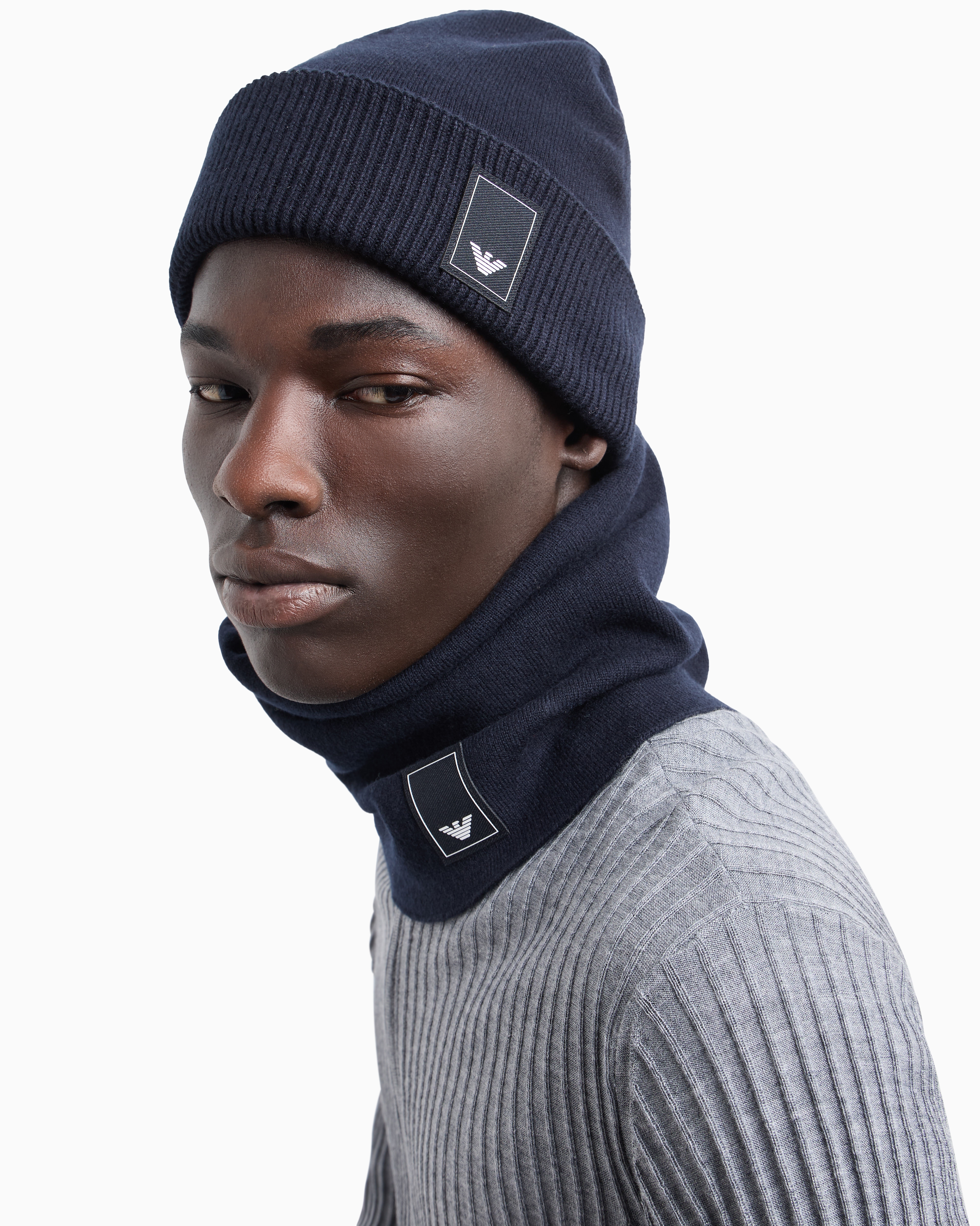 トラベルエッセンシャル ビーニー ウール | Emporio Armani