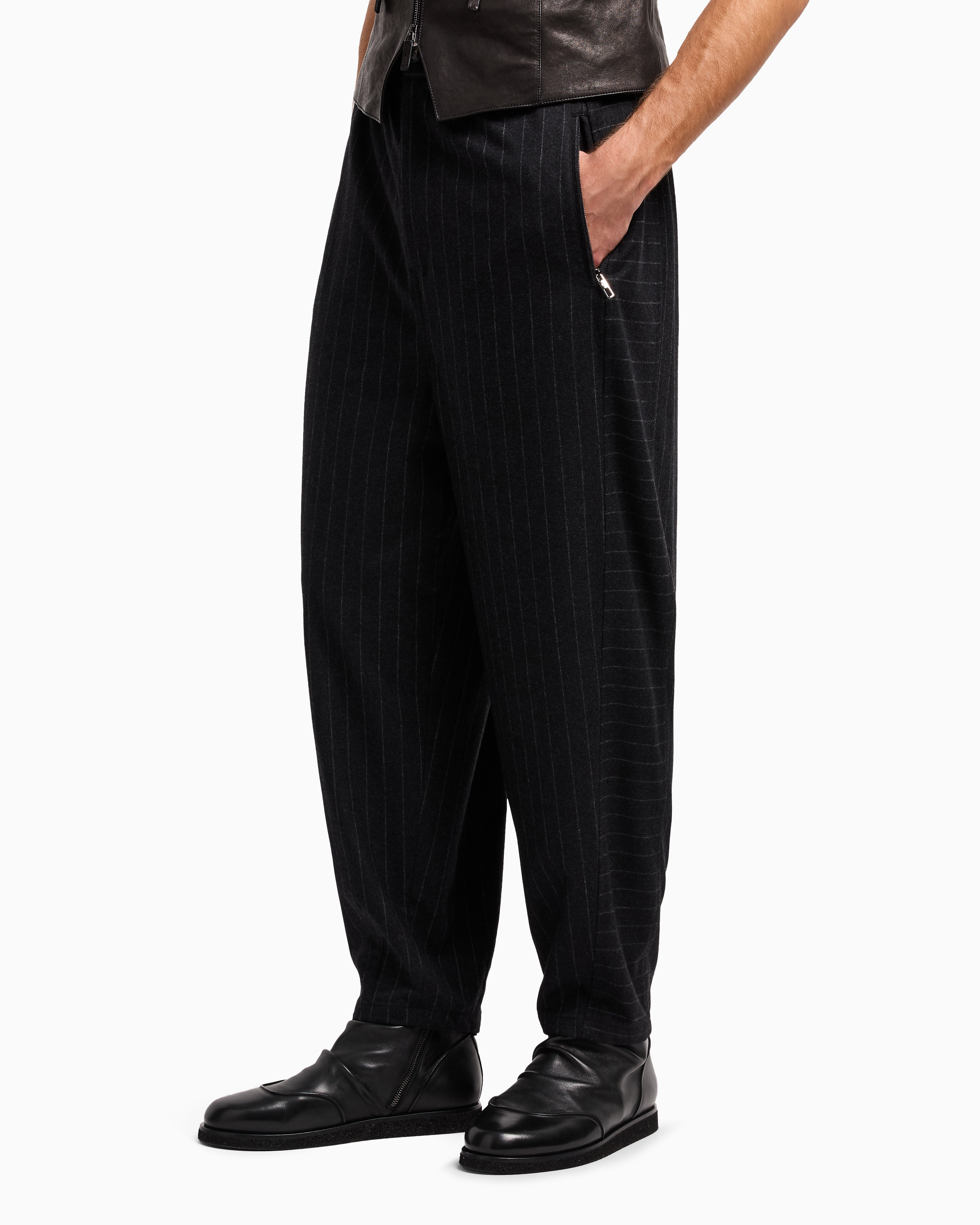 EMPORIO ARMANI ベロアスラックス　ストライプ　ストレート　レザー EMPORIO ARMANI ベロアスラックス ストライプ ストレート レザー