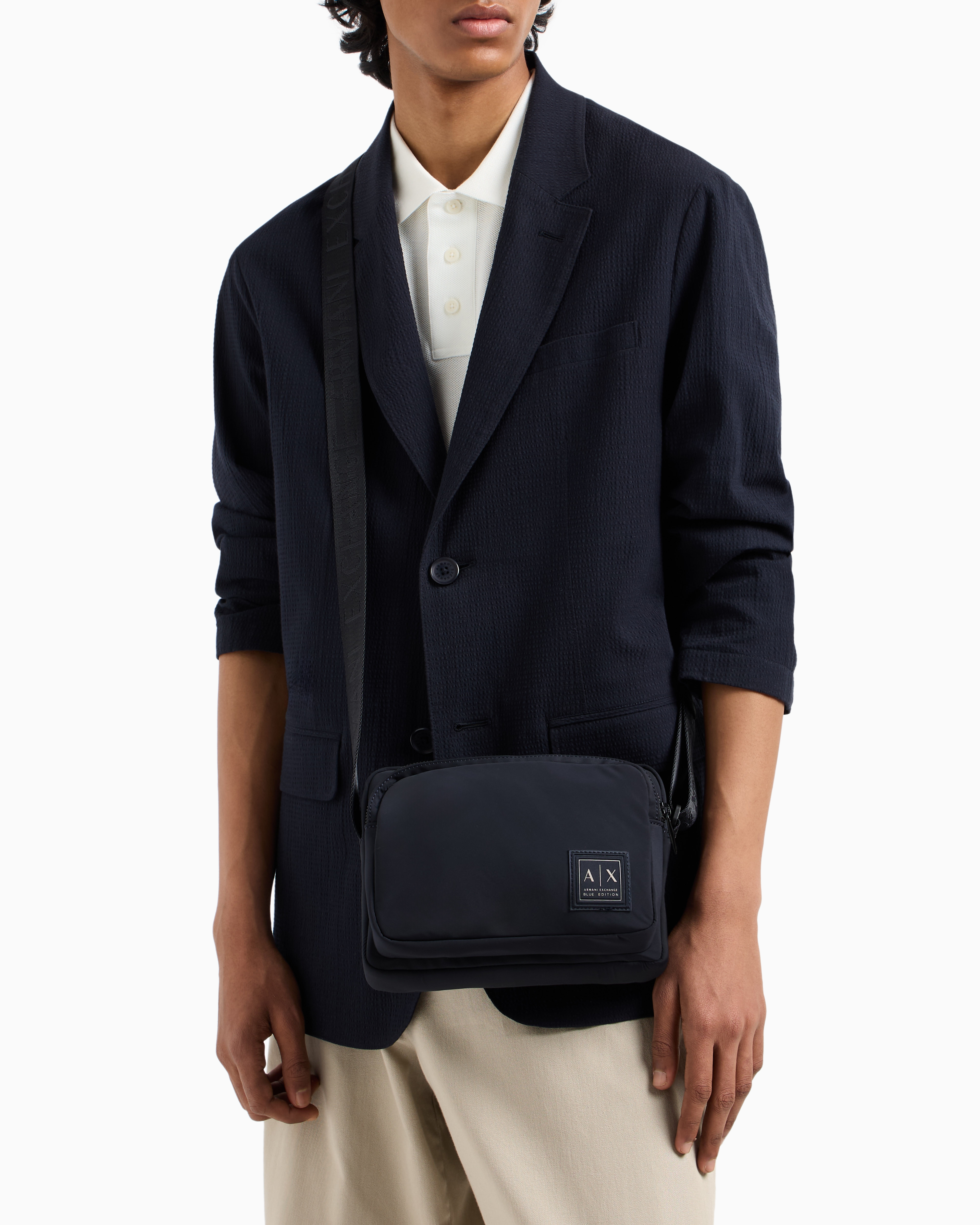 Shoulder bag with external pocket