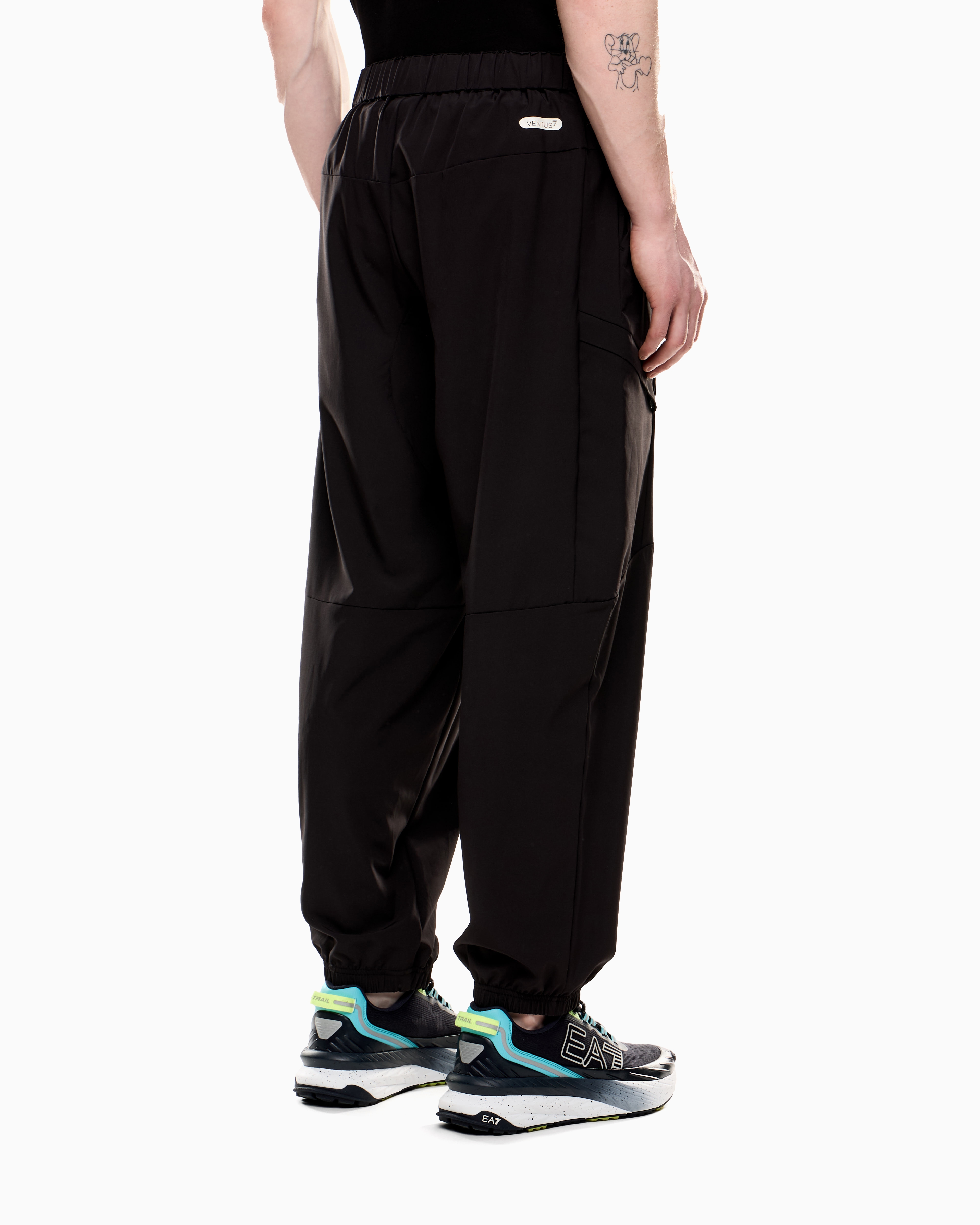 Dynamic Athlete cargo trousers in VENTUS7 technical fabric EA7