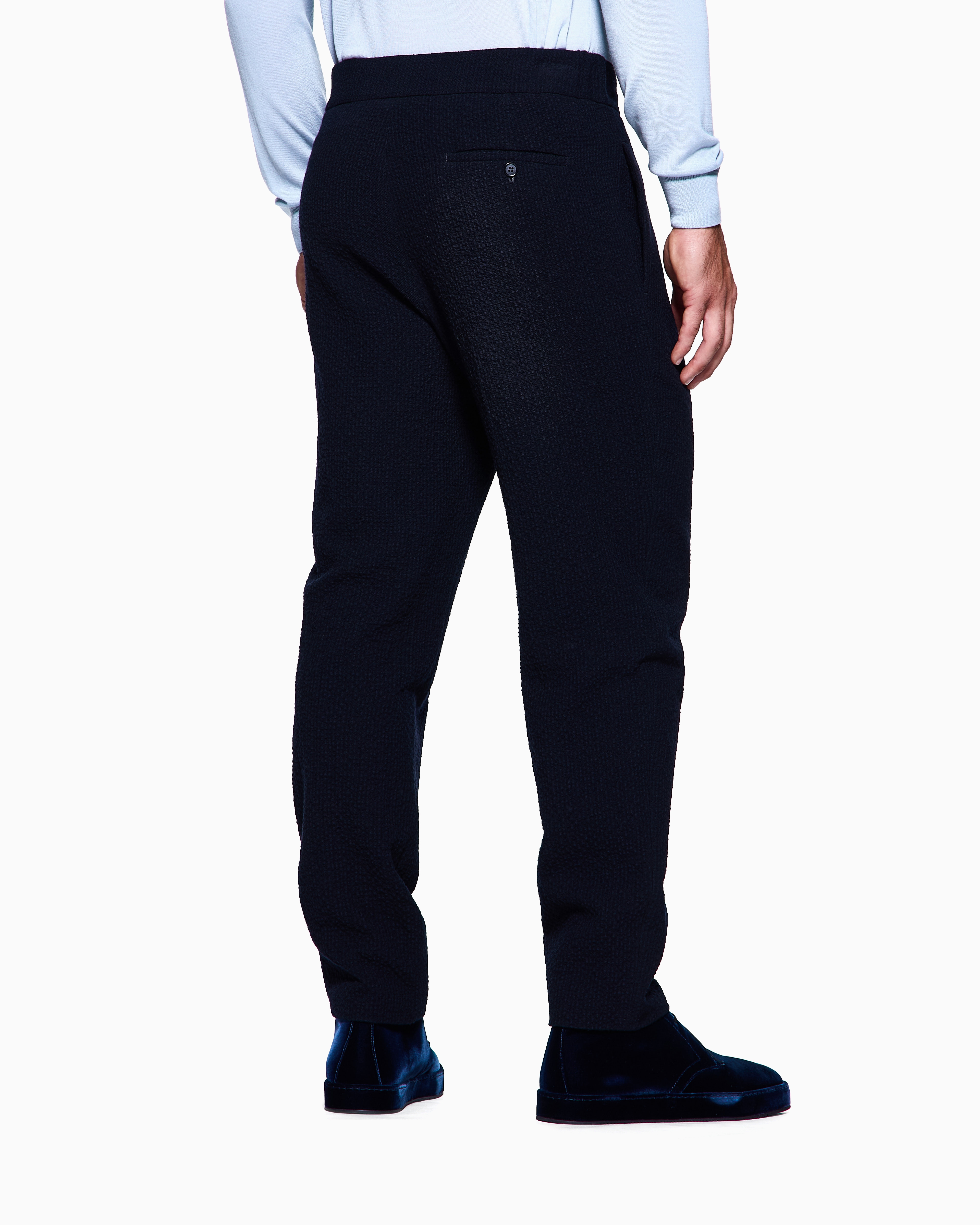 GM001193_TE16775_UB115_R_FW202