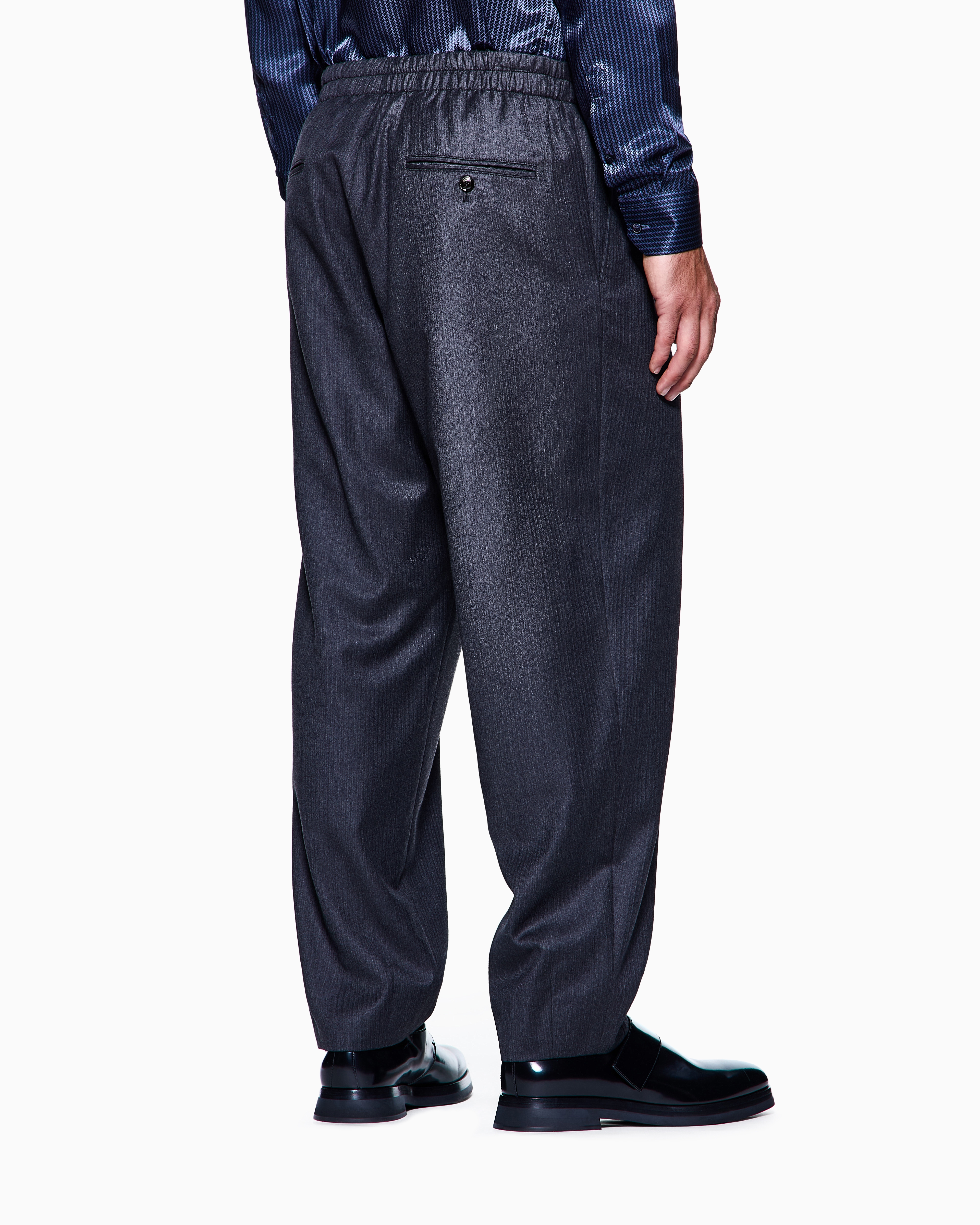 15万★アルマーニ【ヴァージンウール100%】ミルクティー★スラックス パンツ undefined