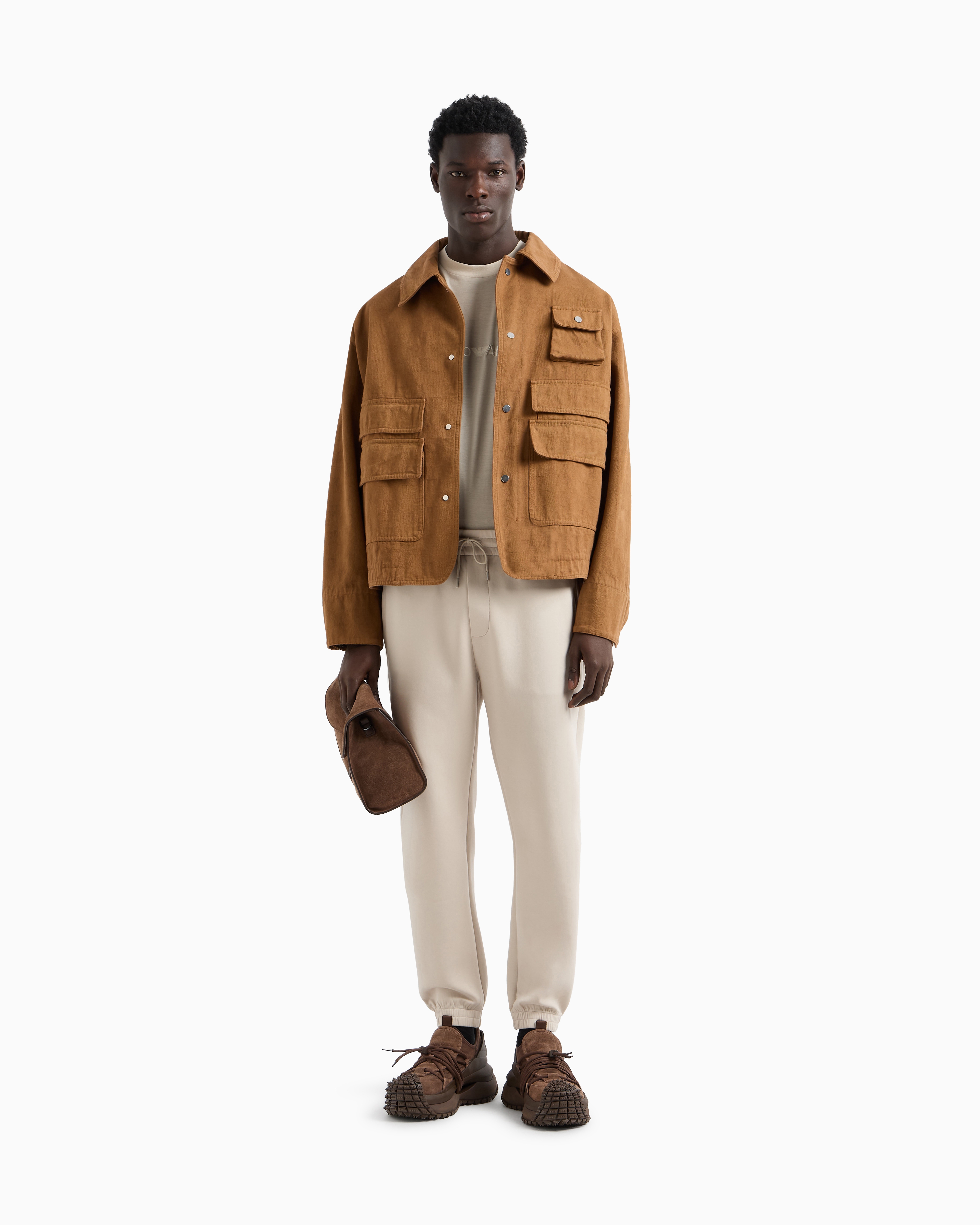 EM001070_AF13747_U1098_D_SS202