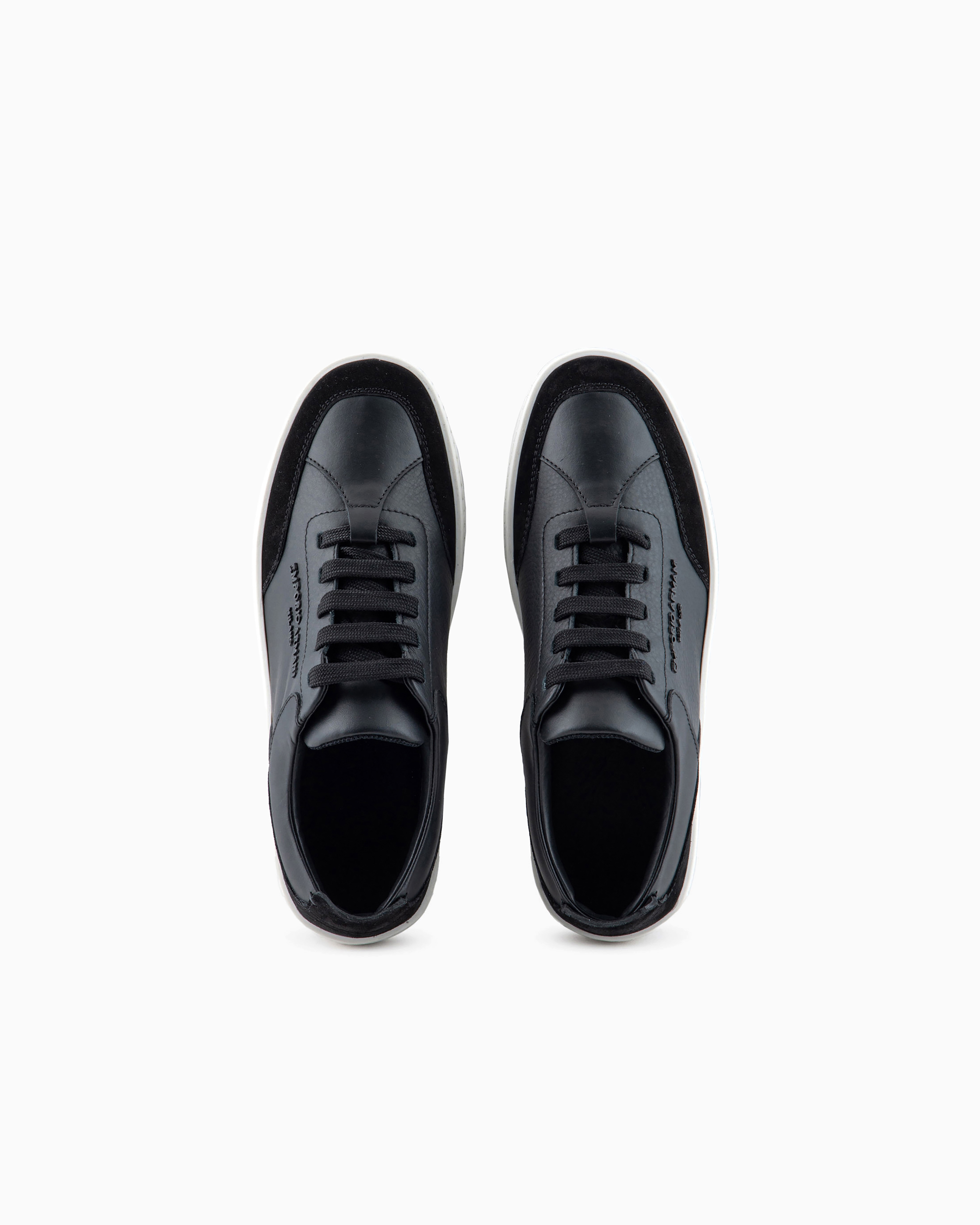 限定値下げアルマーニジーンズスエードスニーカーレザーシューズ新品未使用メンズ スニーカー レザー製 スエードディテール＆エンボスロゴ