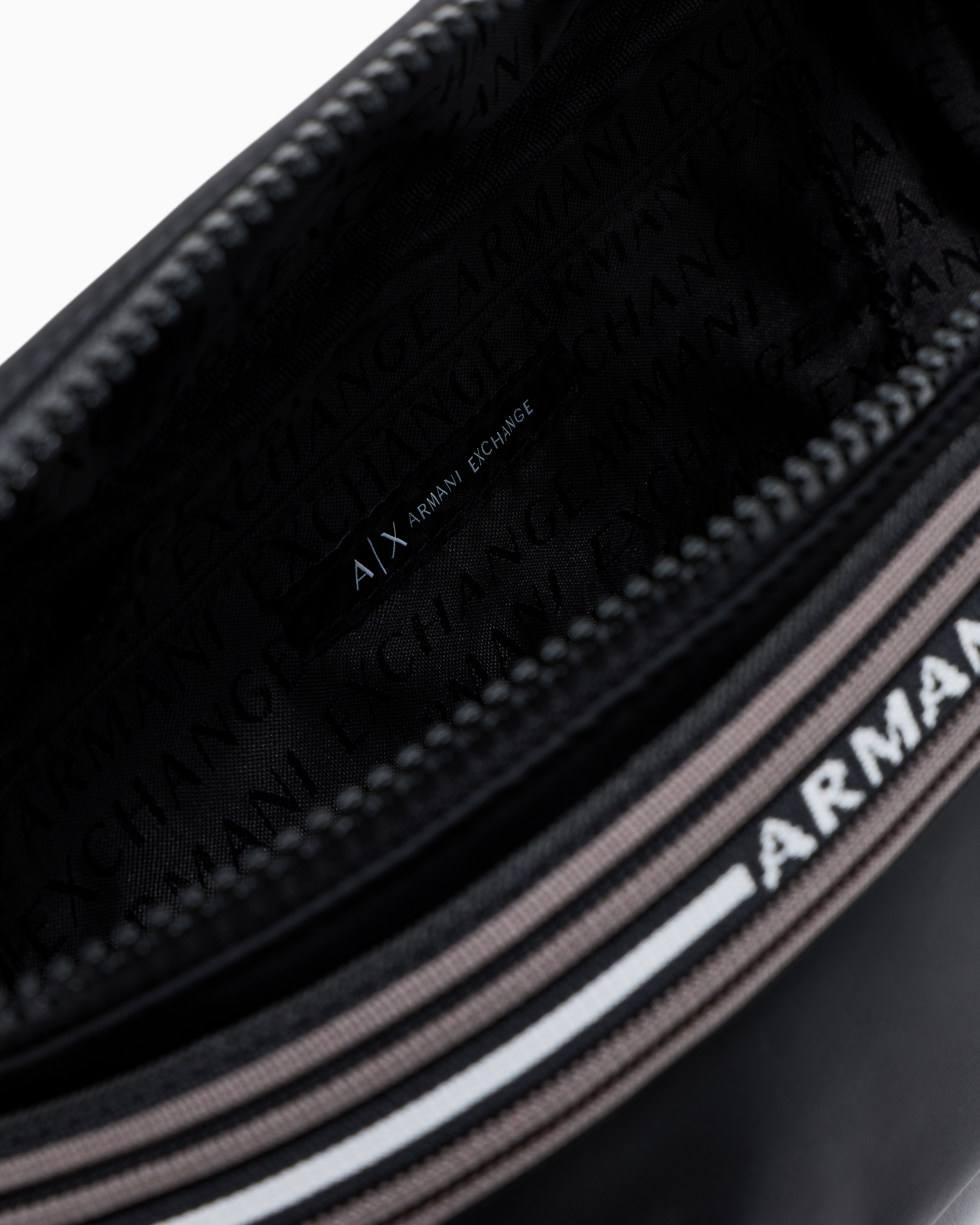 Logo stripe pouch