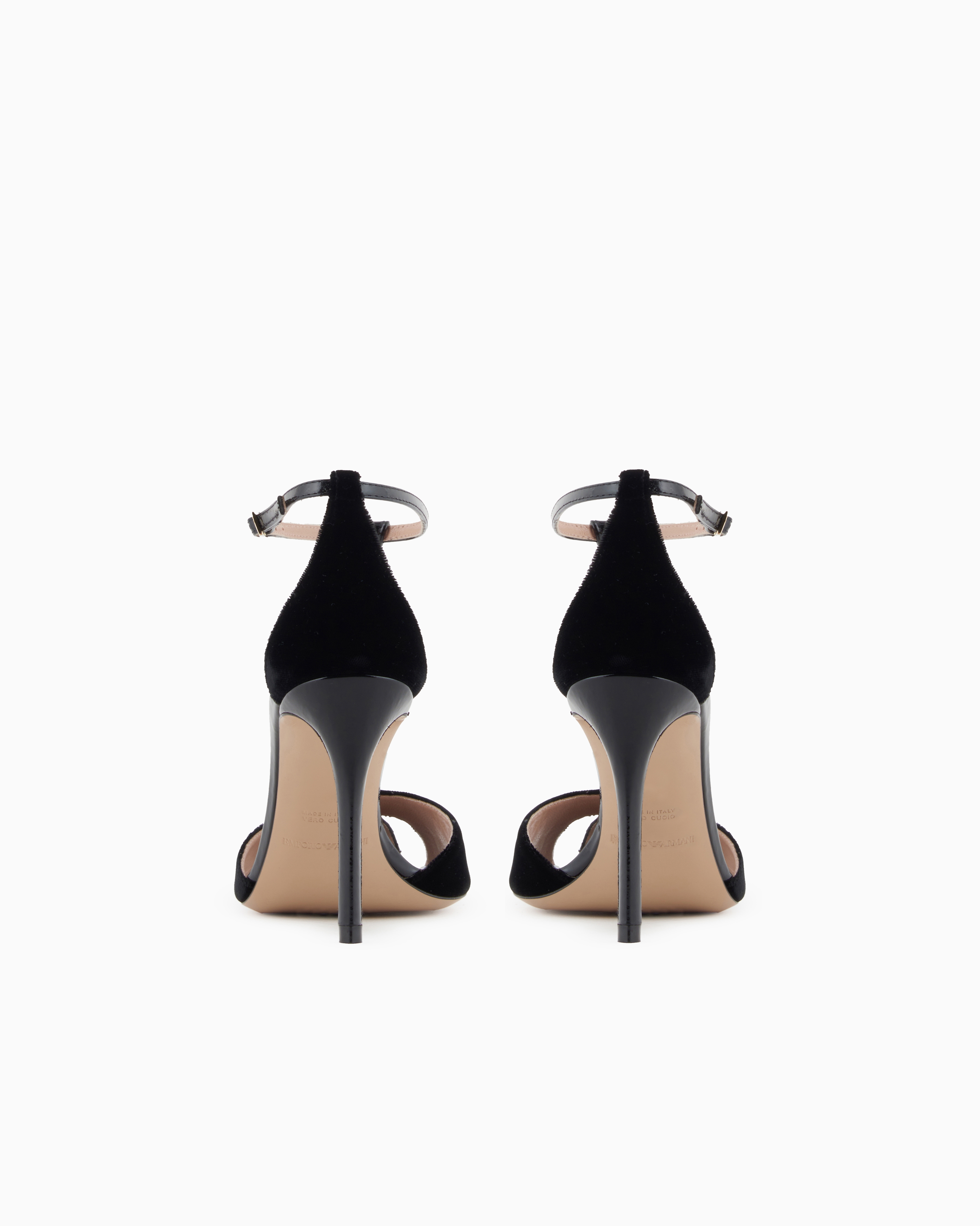 エンポリオアルマーニのパンプス undefined