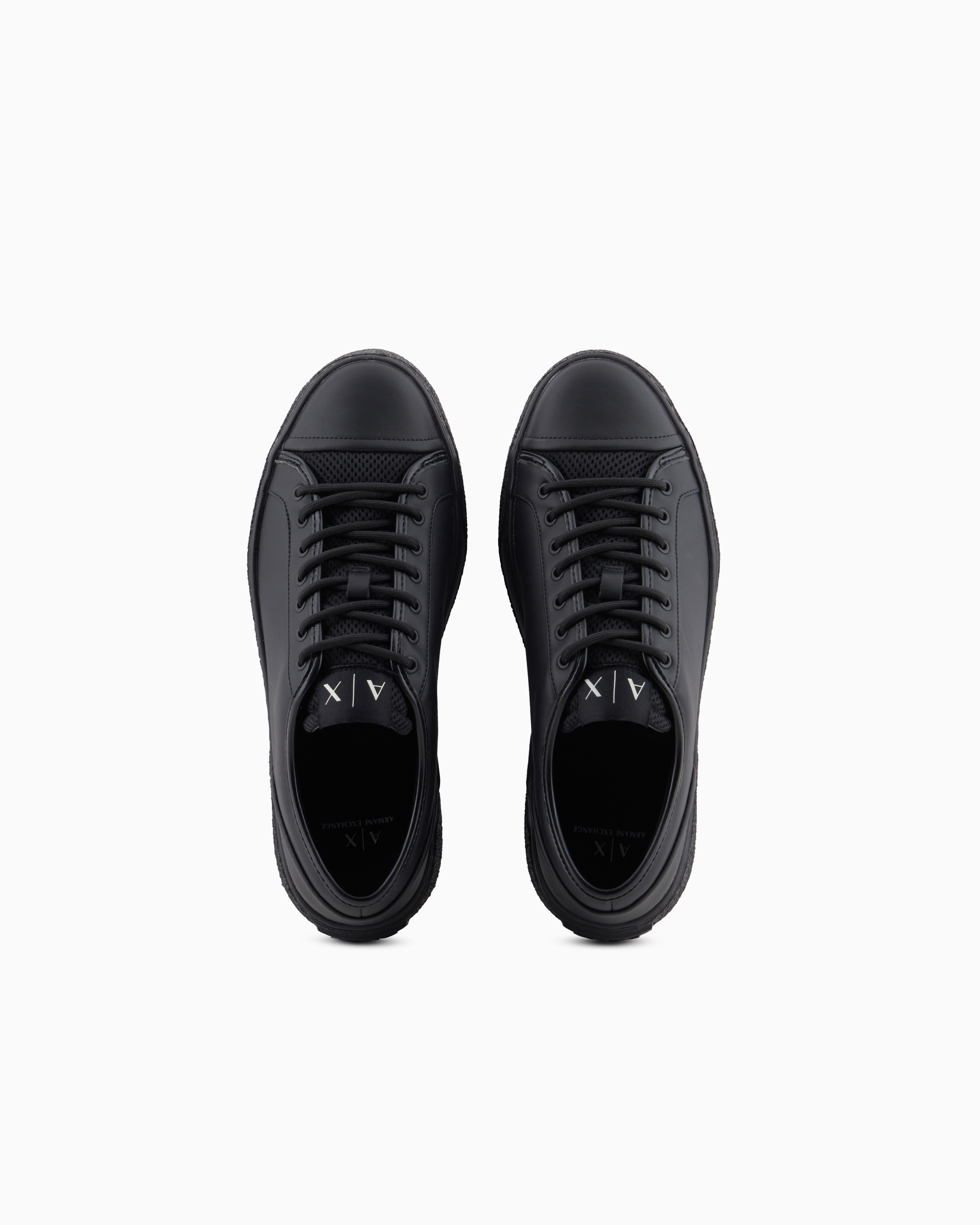 Leather sneakers with mesh insert