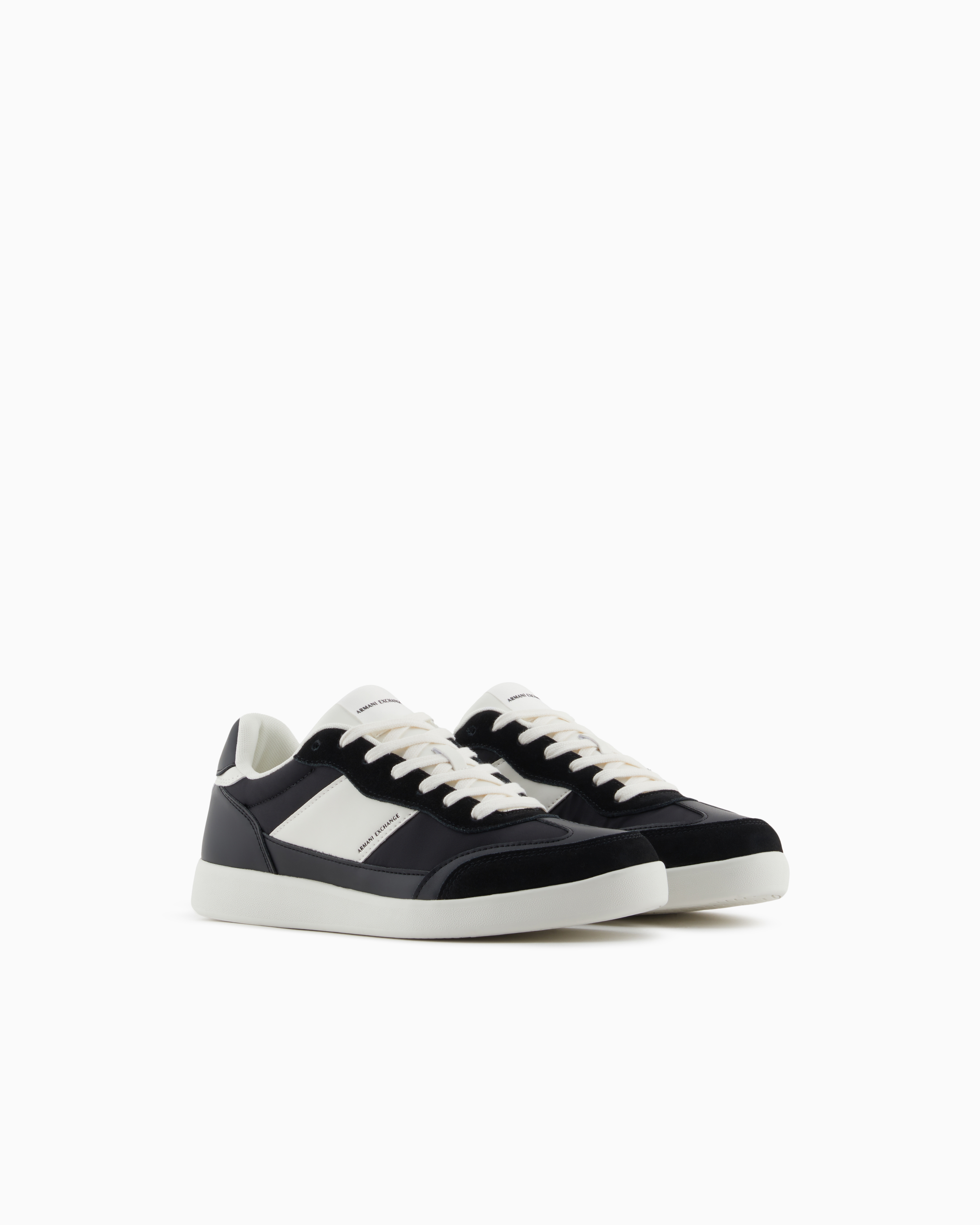 Sneakers with contrasting side band | Armani Exchange