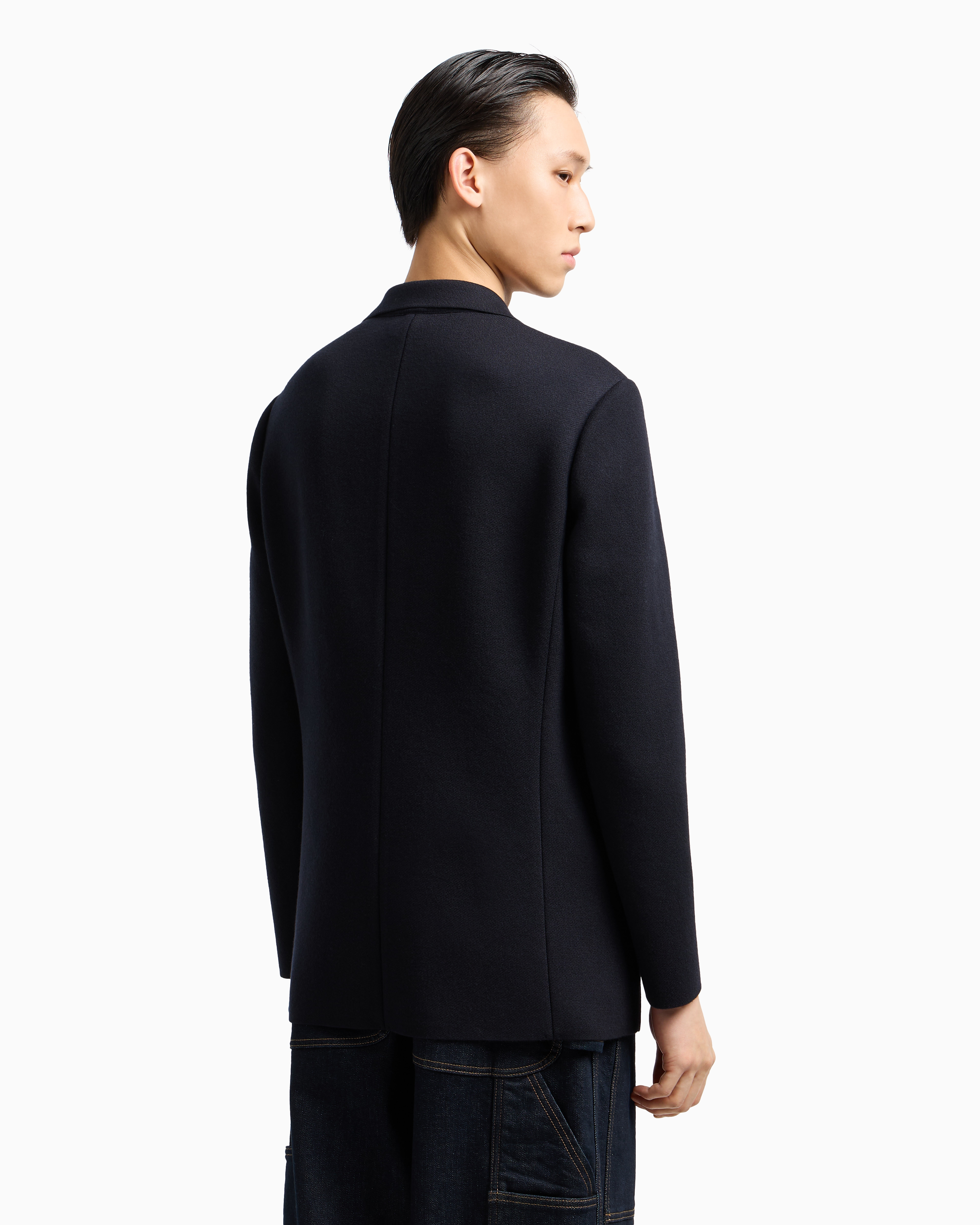 EM002428_AF19441_UB118_R_FW202