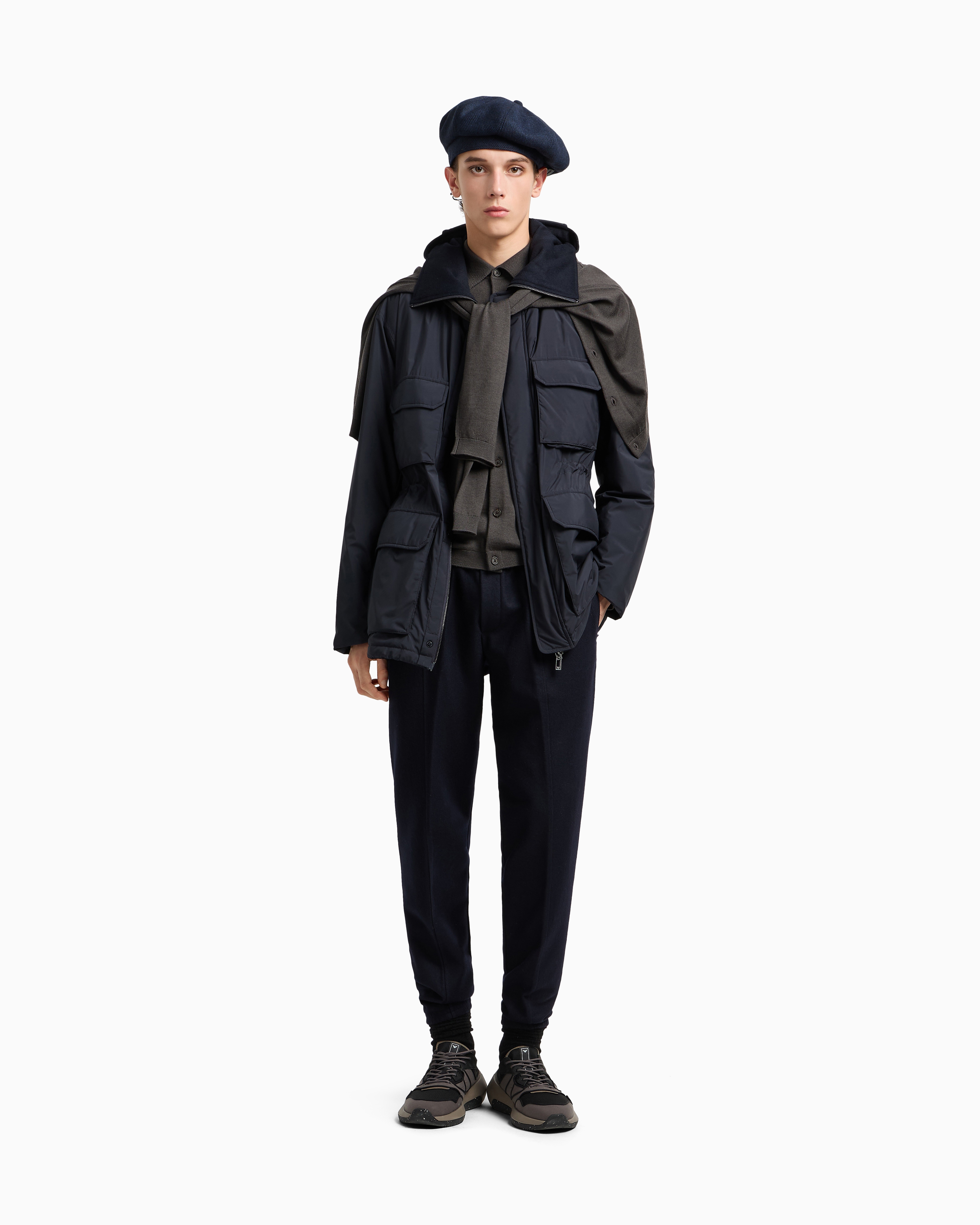 美品！エンポリオアルマーニ ワッフル トラベルジャケット ストレッチ パッカブル 美品！エンポリオアルマーニ ワッフル トラベルジャケット