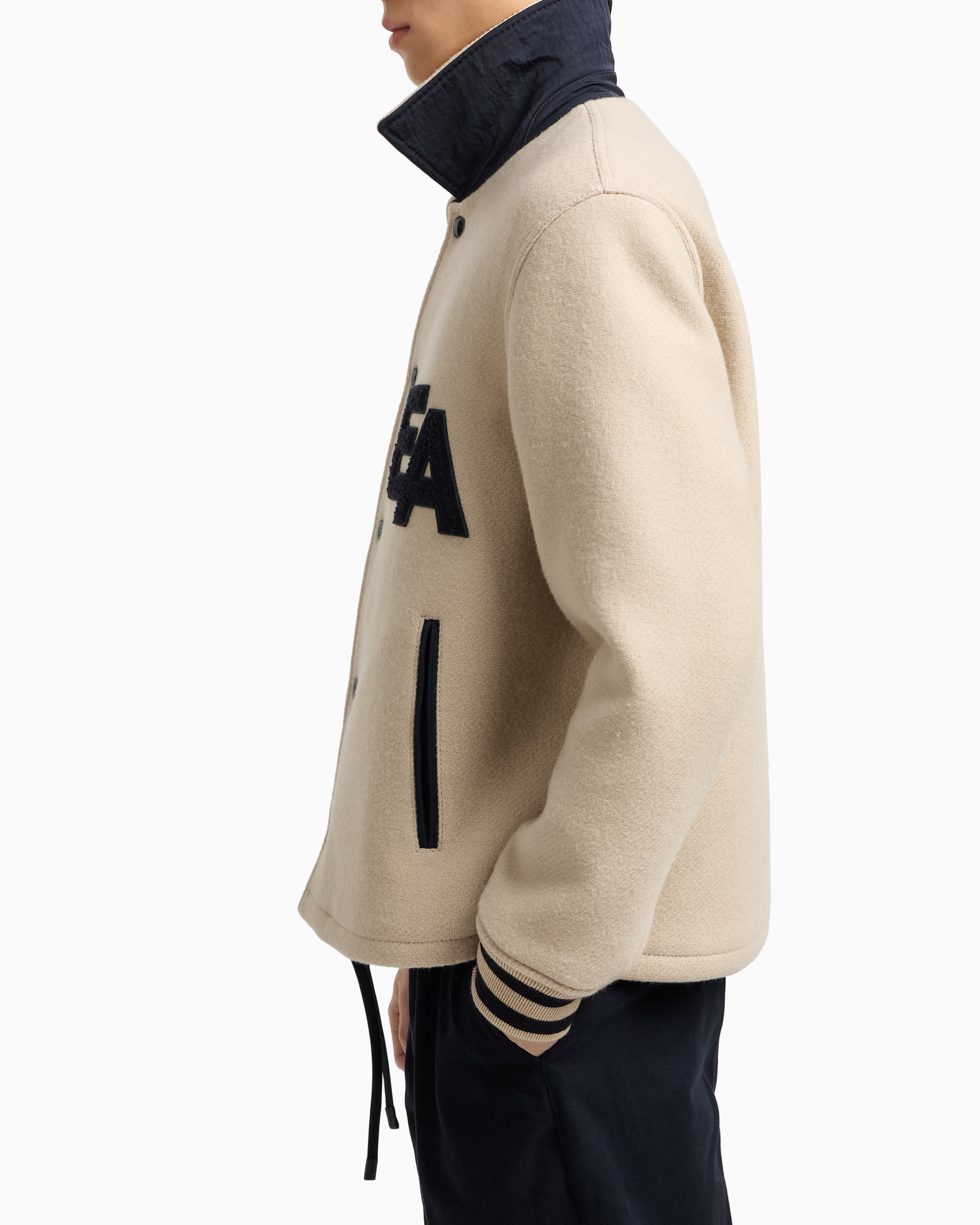 EM003125_AF17330_U1156_A_FW202