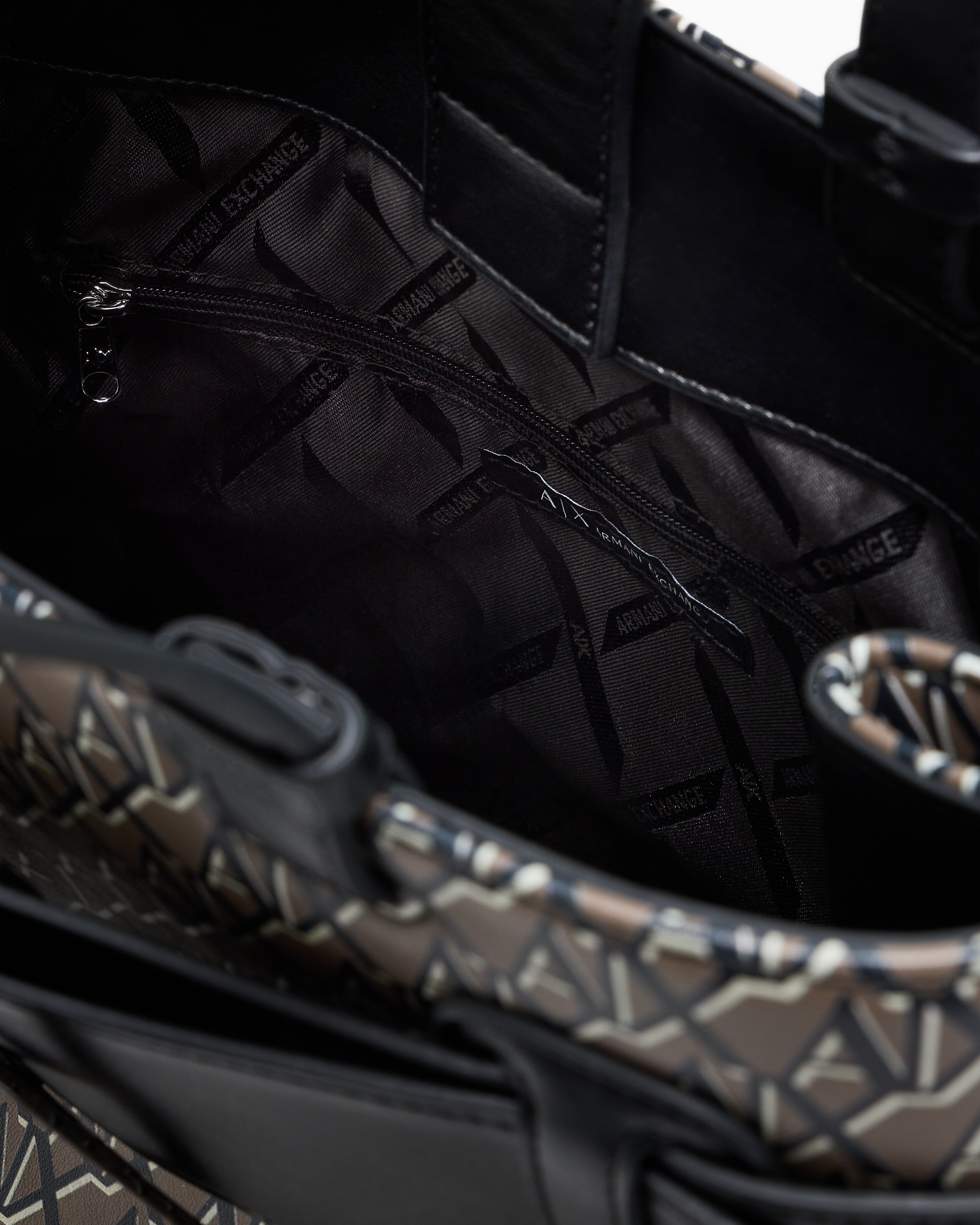 Handbag with allover logo