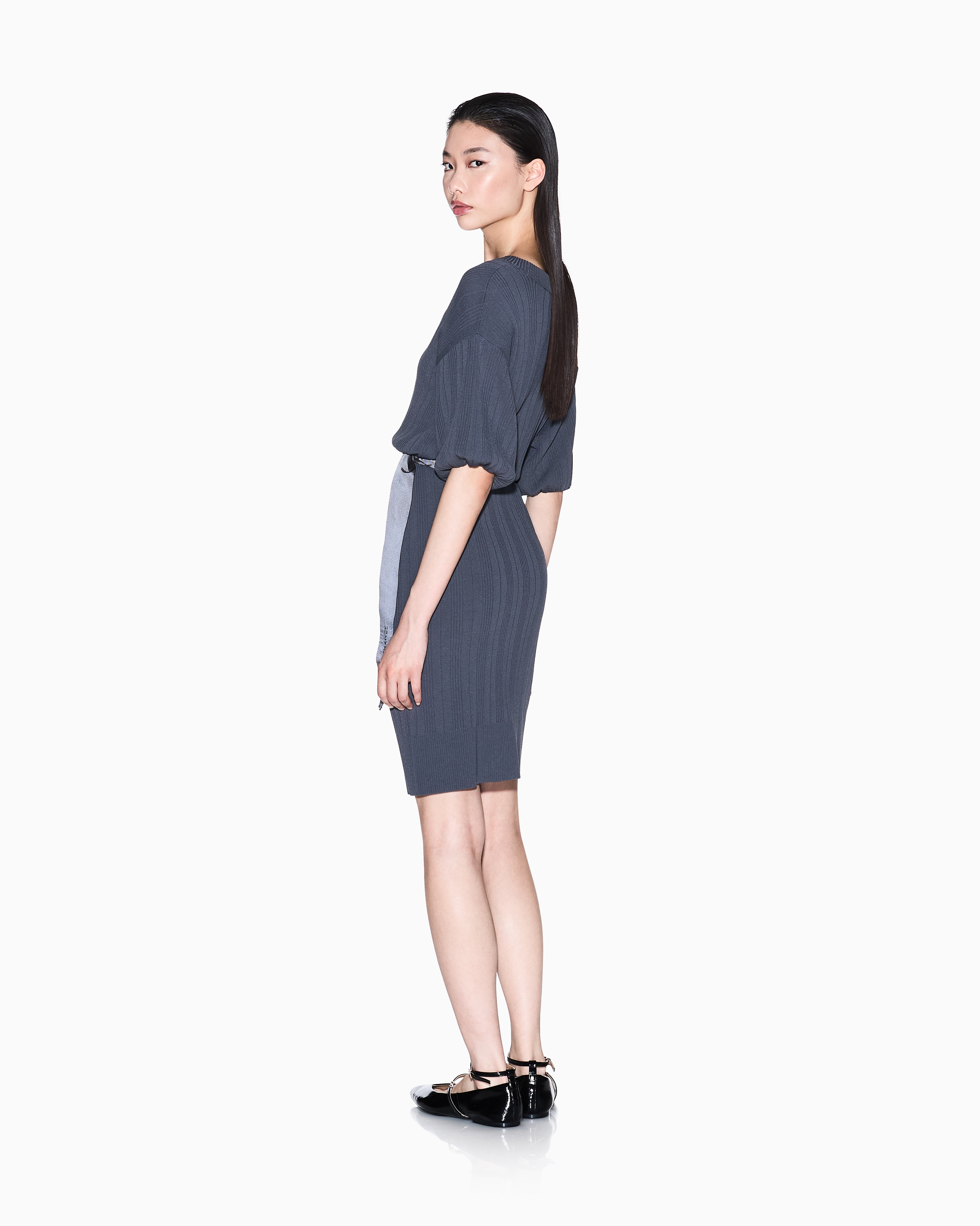 Ribbed midi dress with belt