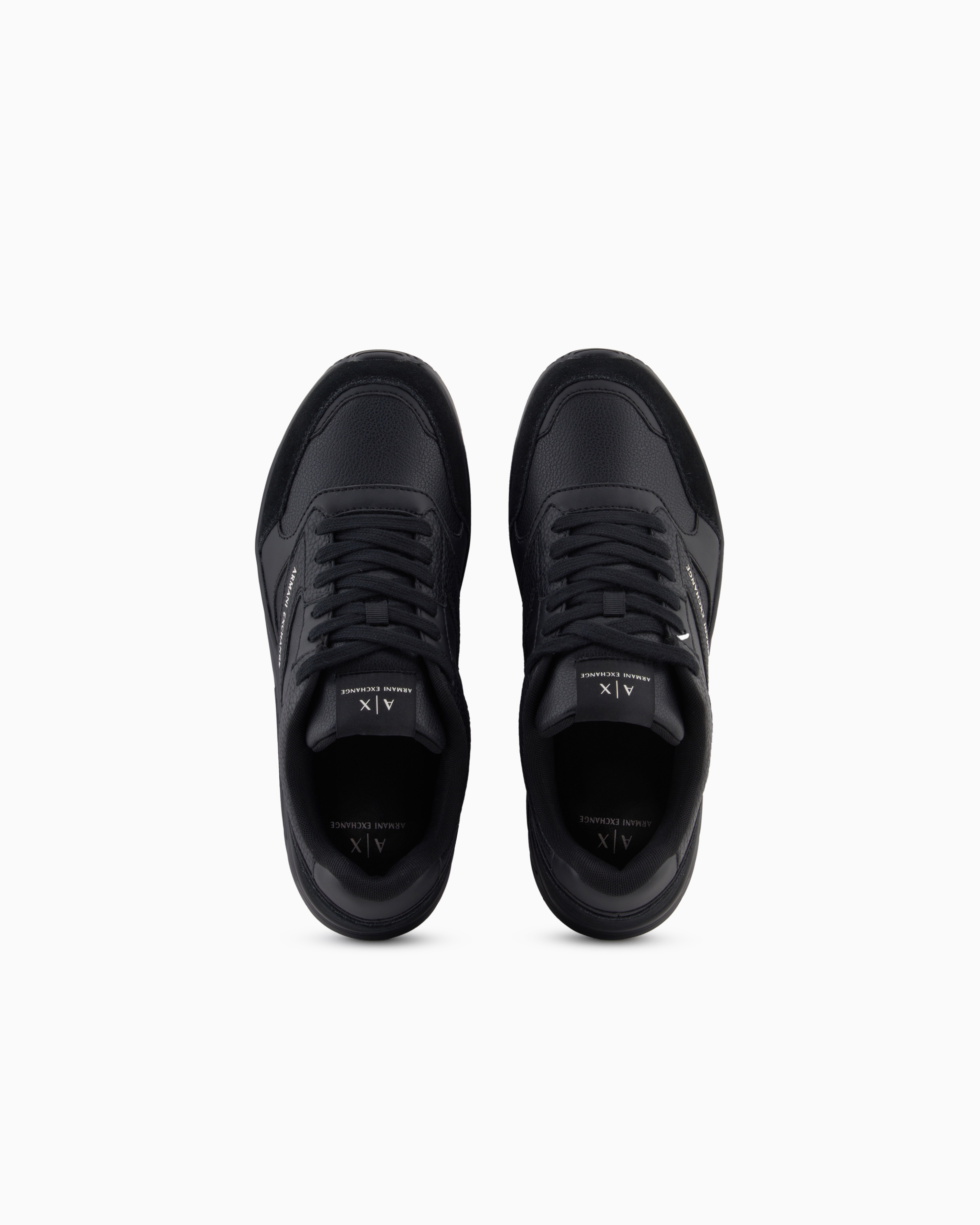 Sneakers with contrasting inserts