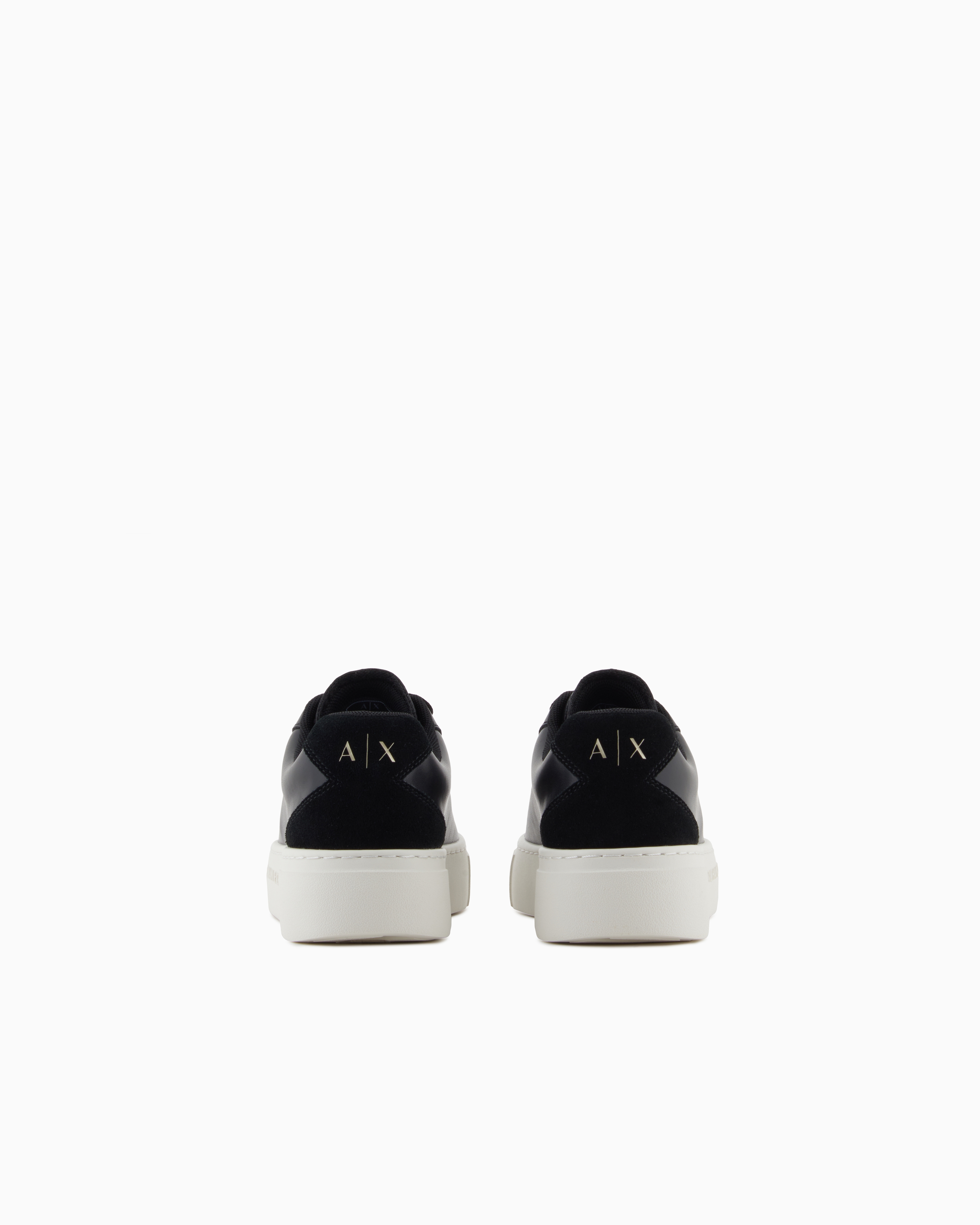 Sneakers with suede inserts