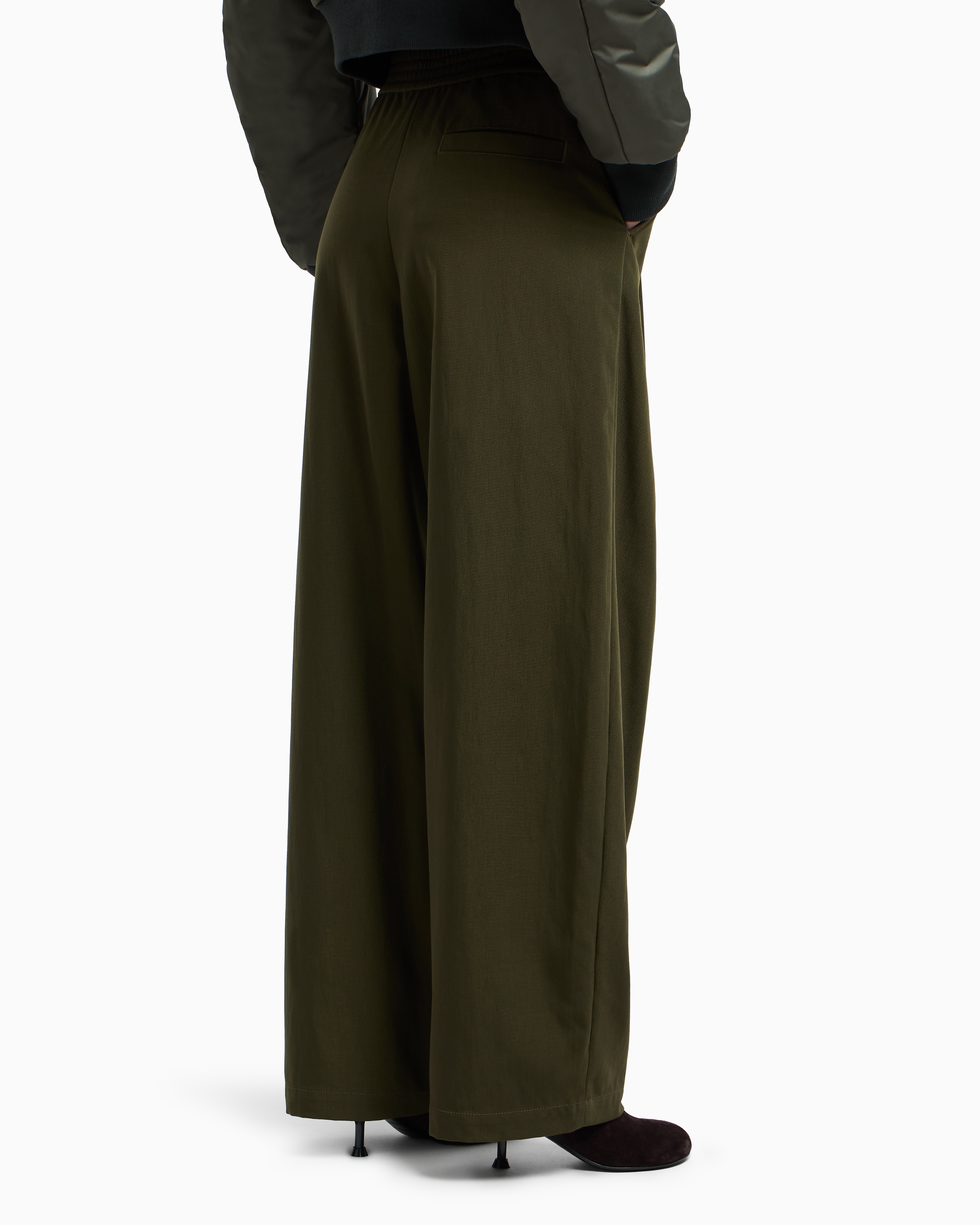 Emporio Armani Pantalon Avec Pinces En Toile Capsule New York In Green