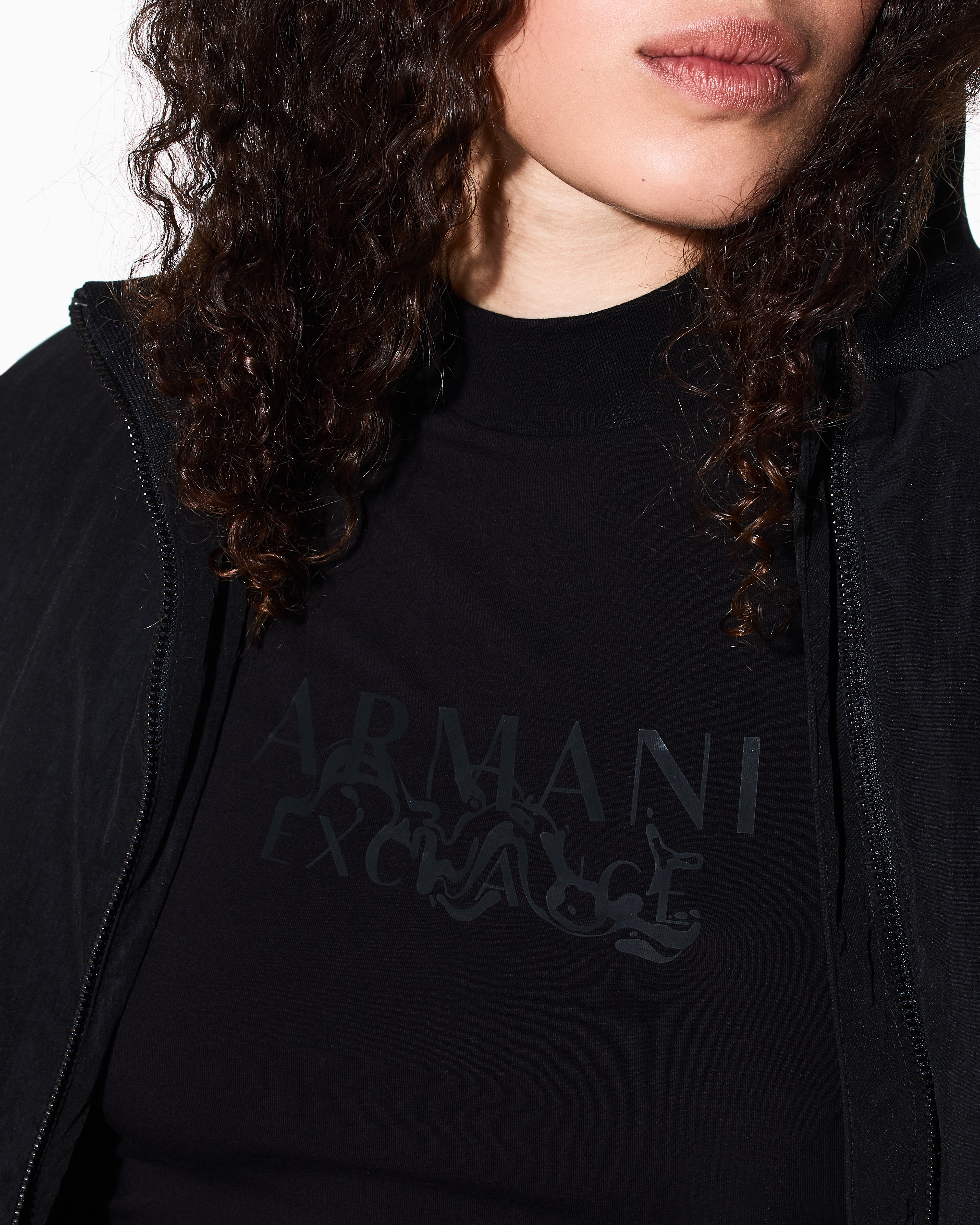 Regular fit T-shirt with tone-on-tone logo