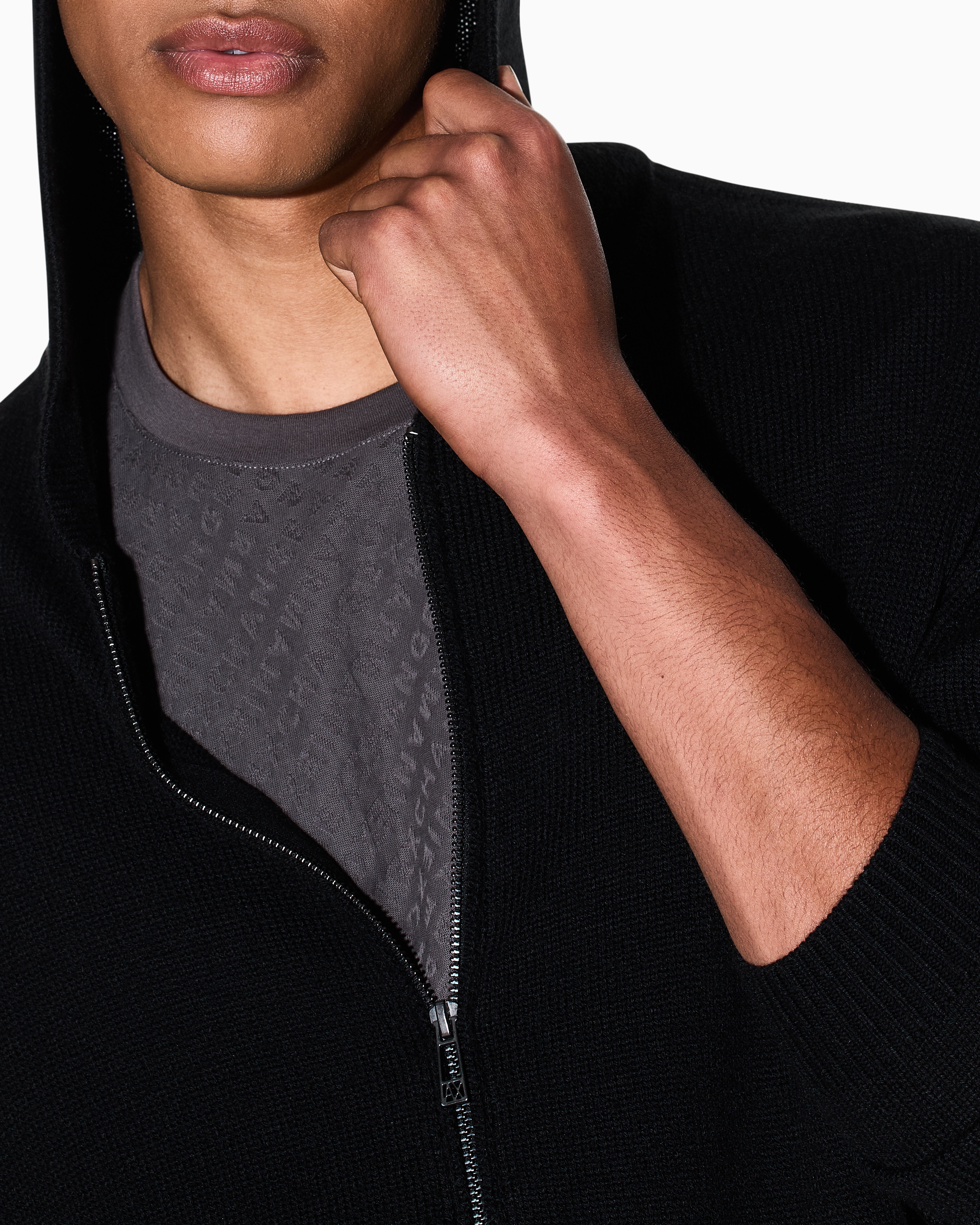 ★イタリア製★ EMPORIO ARMANI ニット ジップアップジャケット ☆イタリア製☆ EMPORIO ARMANI ニット ジップアップジャケット