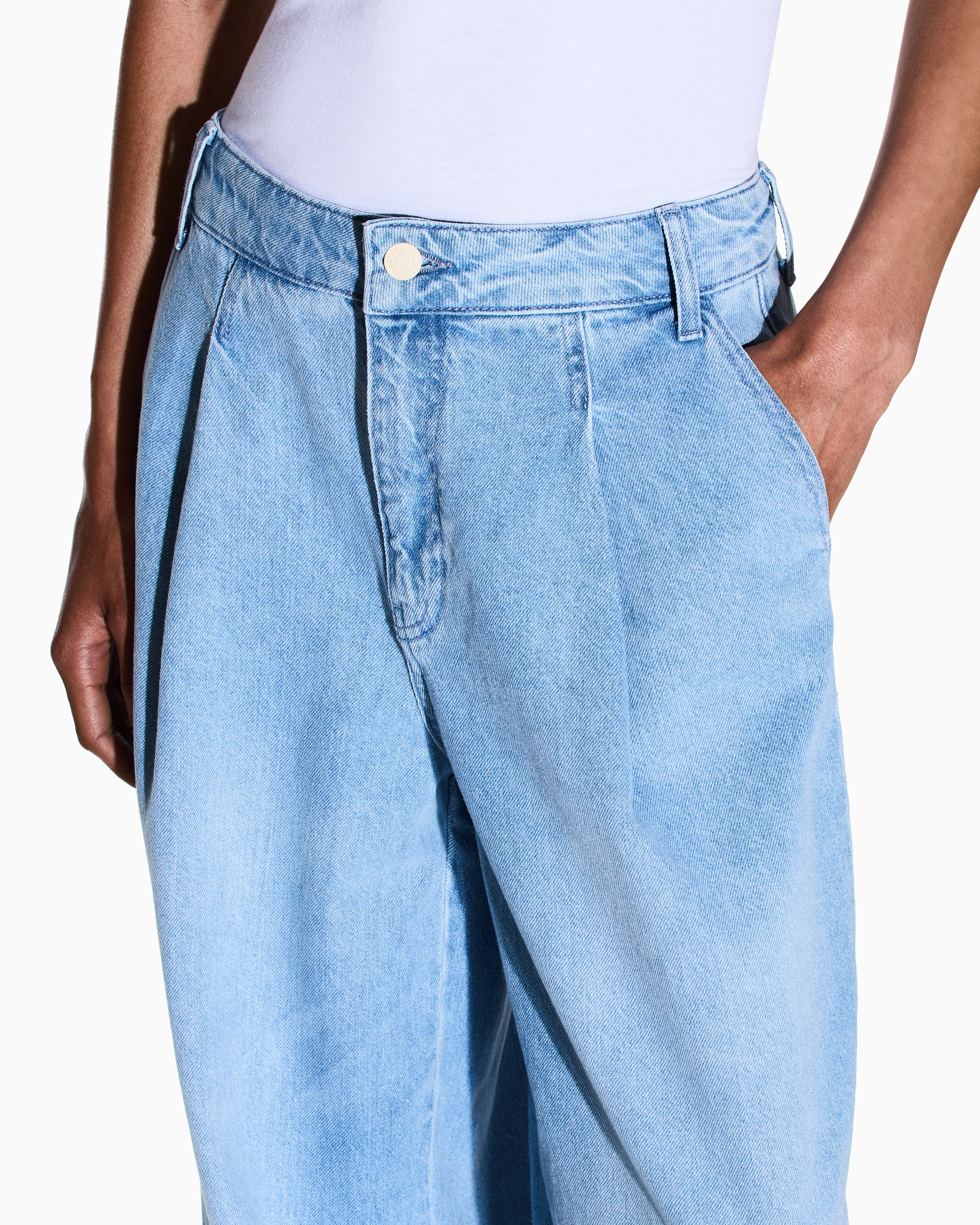 Wide-leg light denim jeans