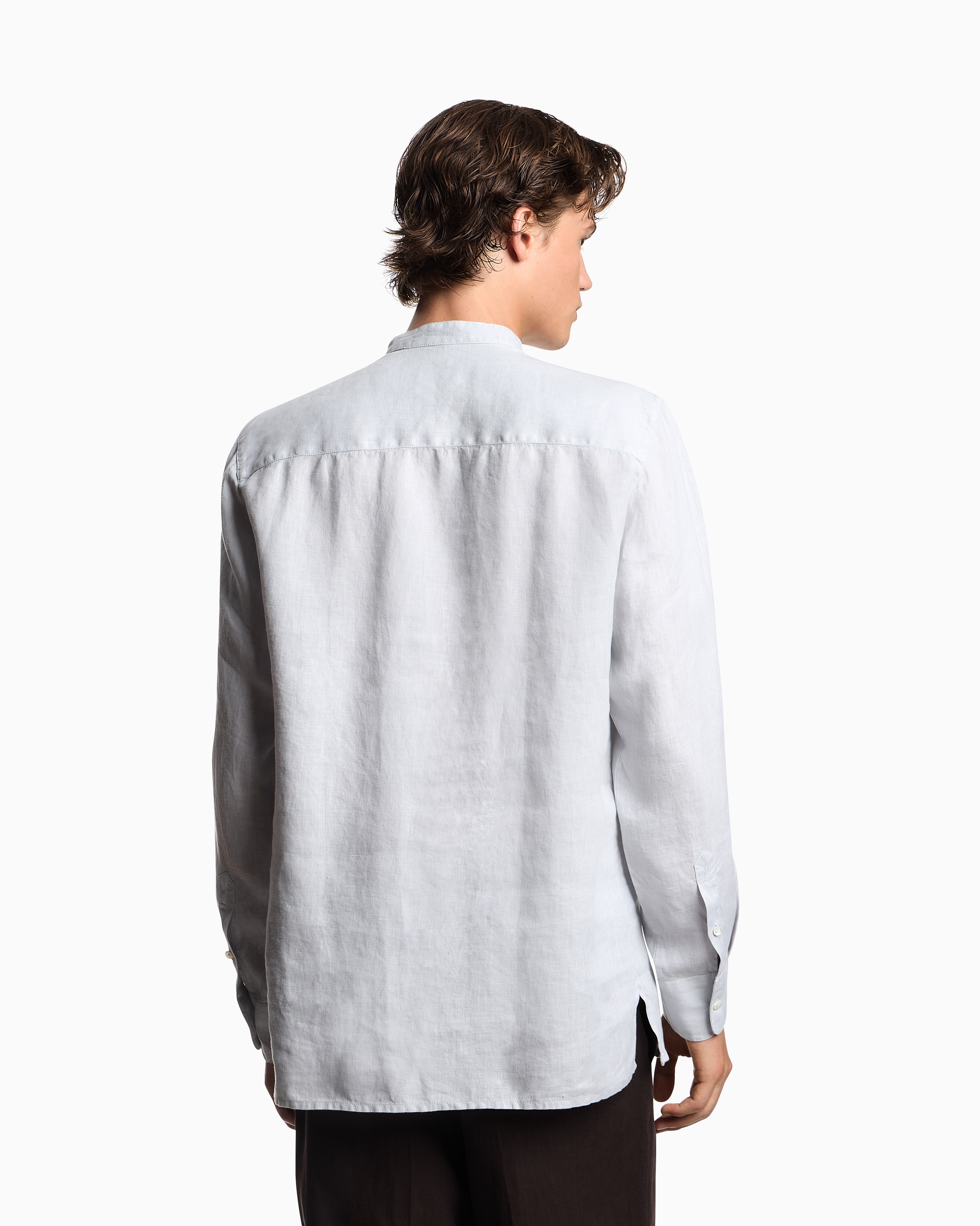 EM003016_AF15799_U8017_R_FW202