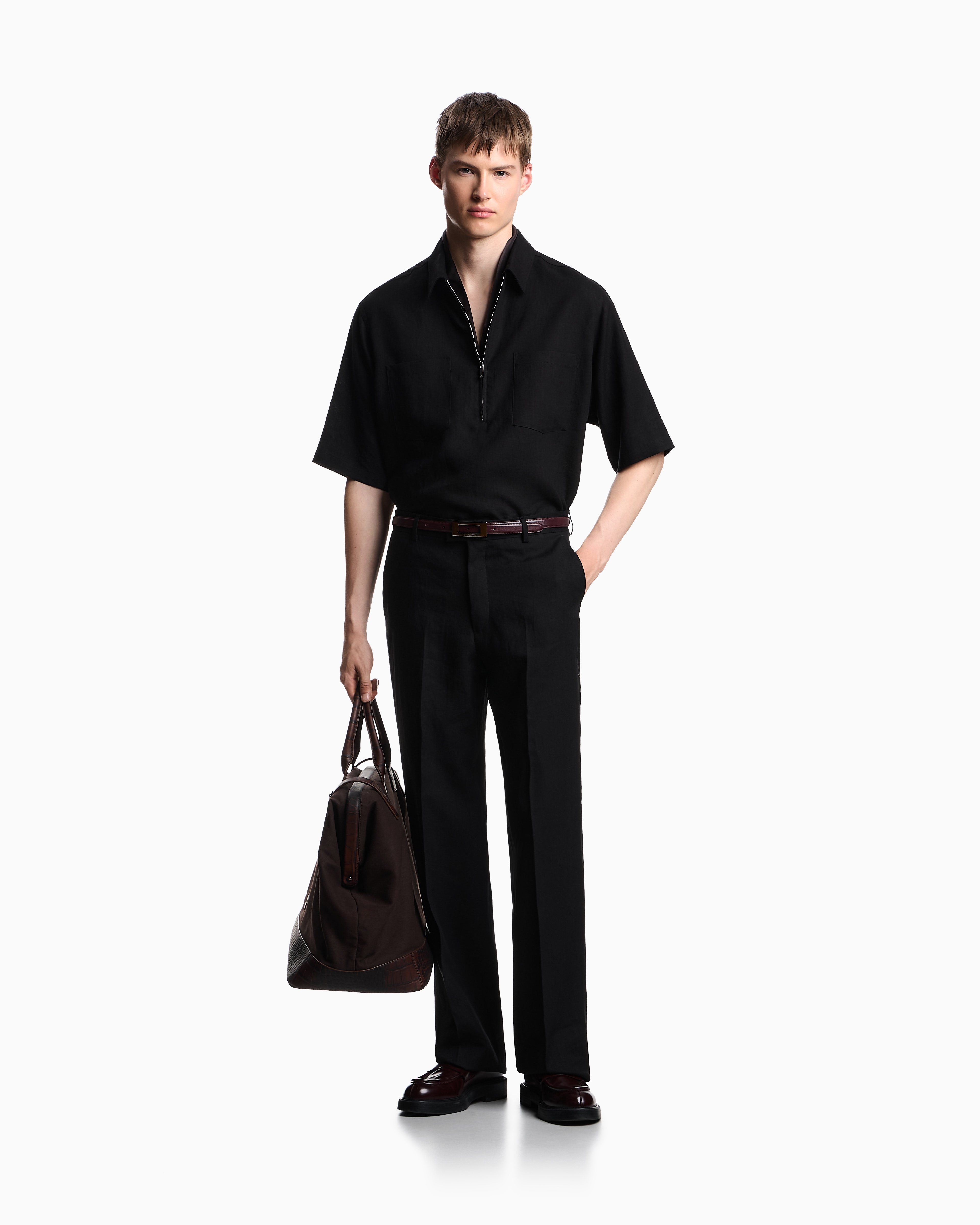 エンポリオアルマーニ 23ss リネン混スラックス 麻 エンポリオアルマーニ 23ss リネン混スラックス 麻 エンポリオ