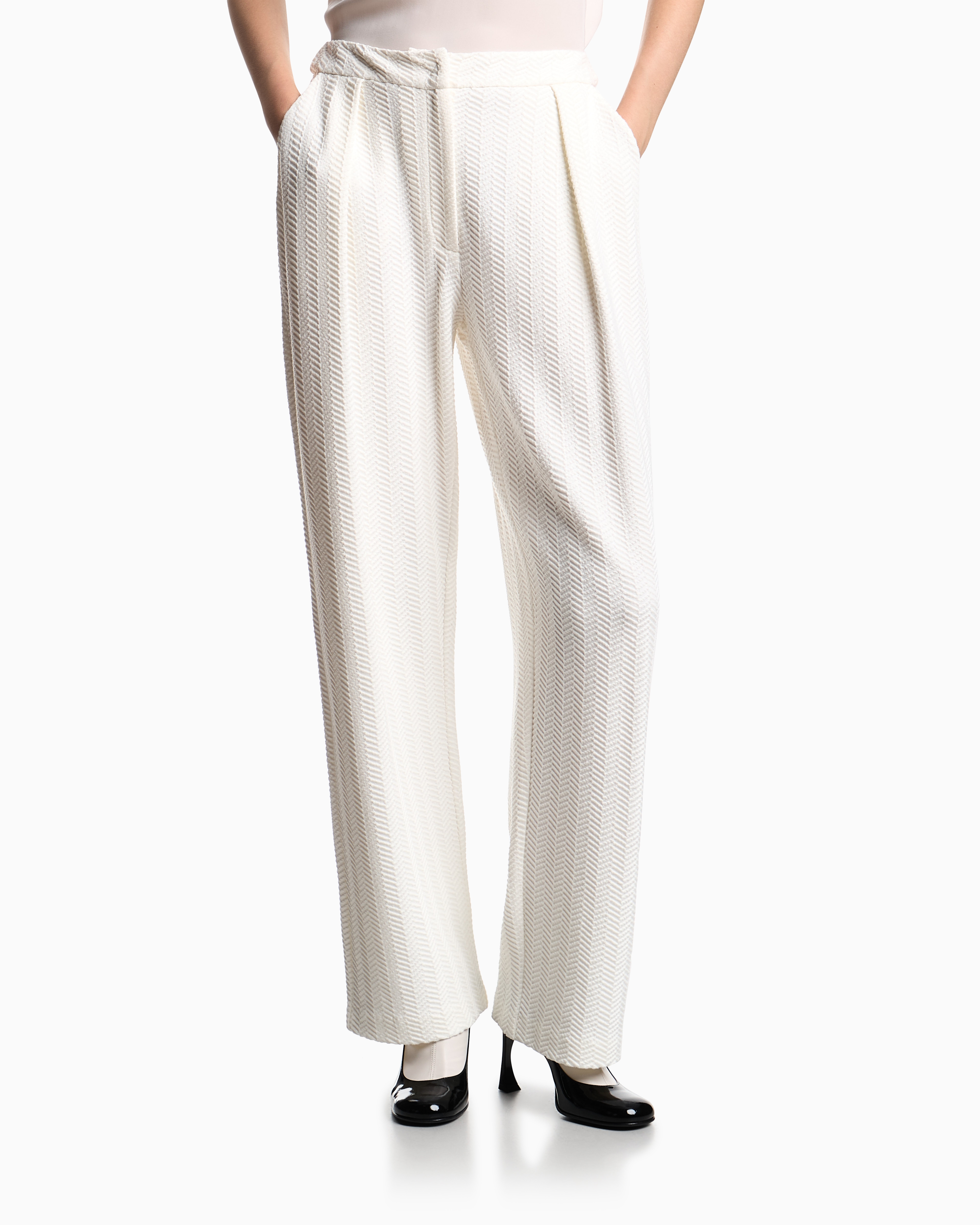 EW002755_AF16061_U0006_E_FW202