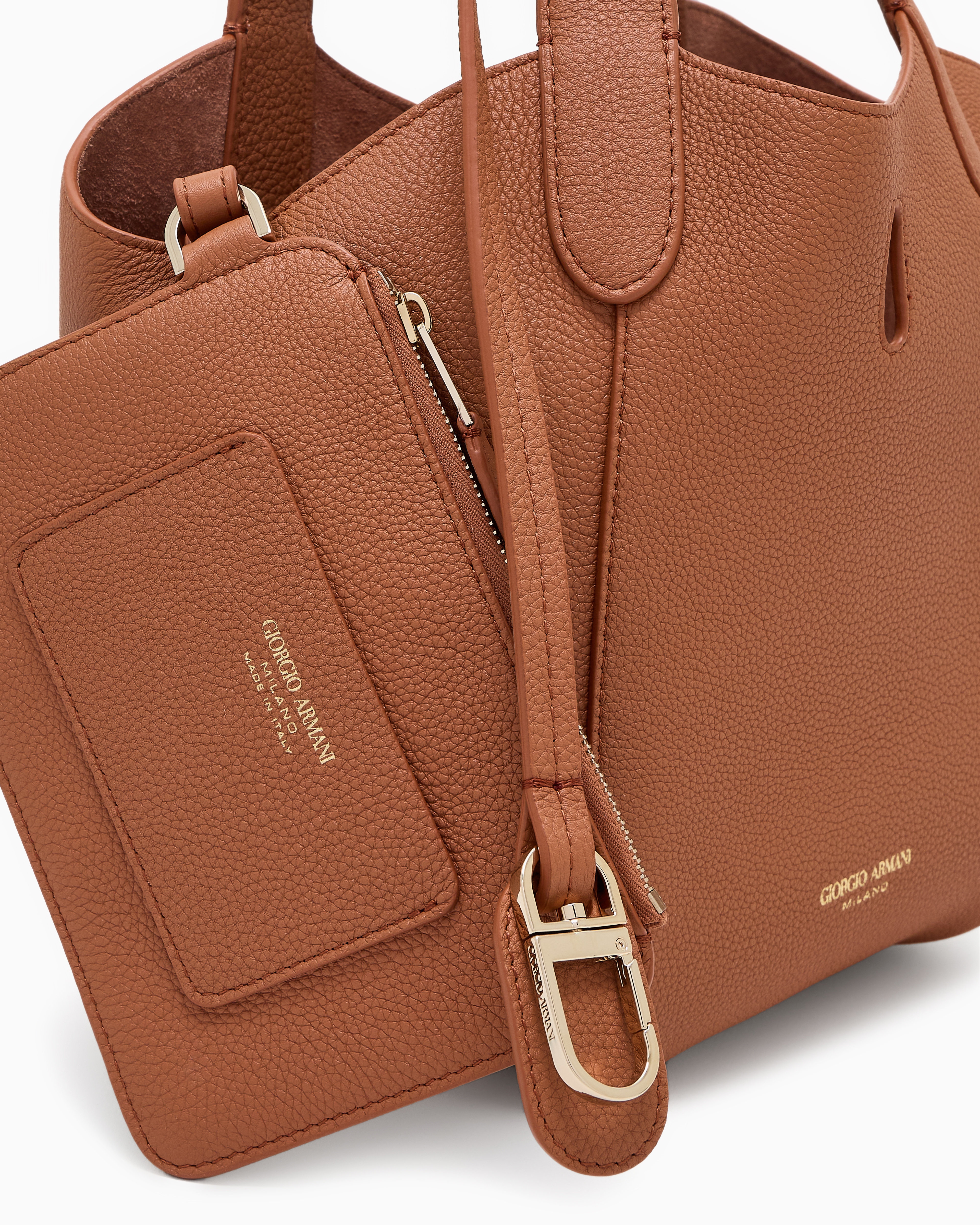 ⭐︎【超激レア×美品】Giorgio Armani ハンドバッグ ベロア Y2B080_YZW4A_80001_D_FW2025.jpg