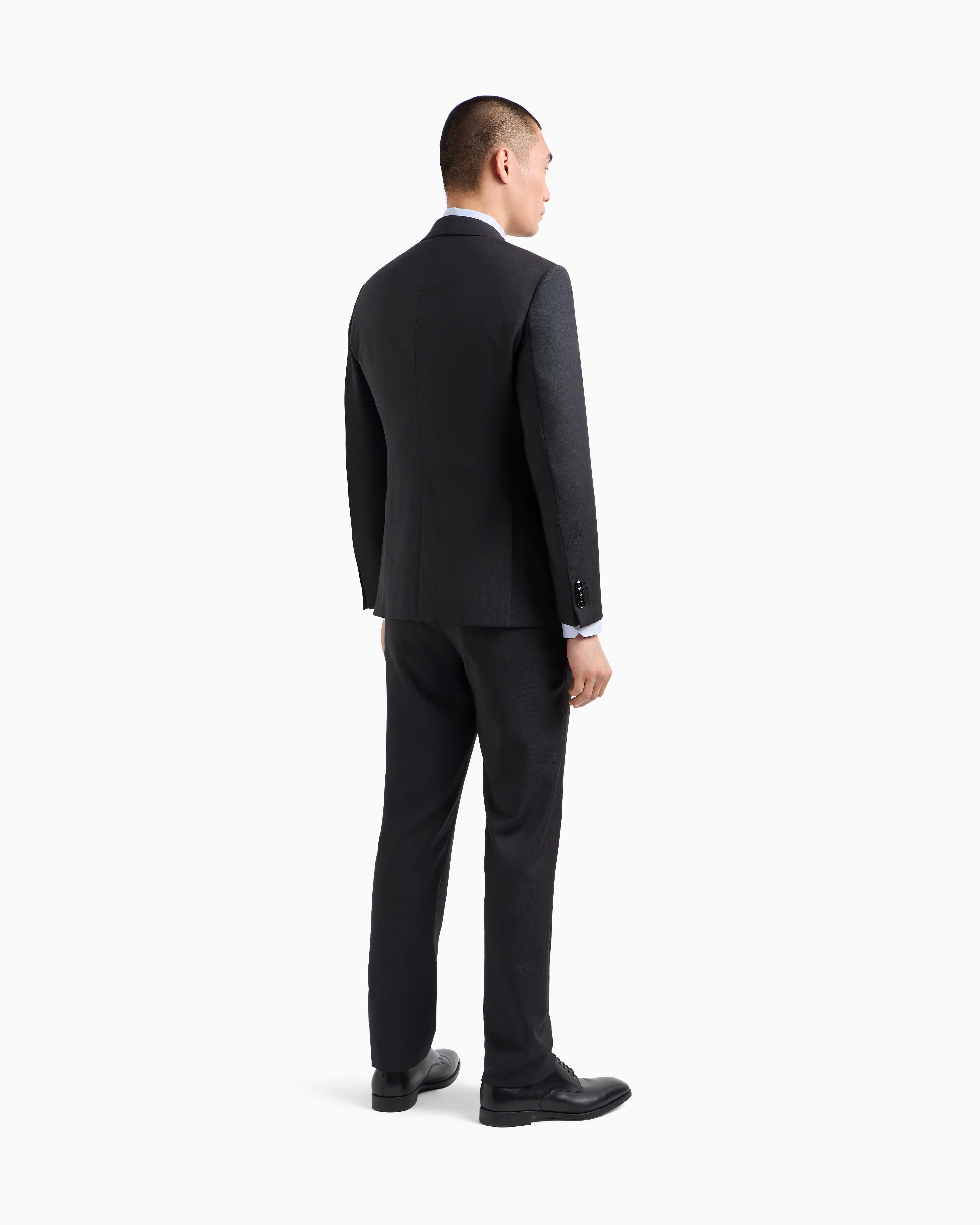 GM000605_TE14458_U8131_R_FW202