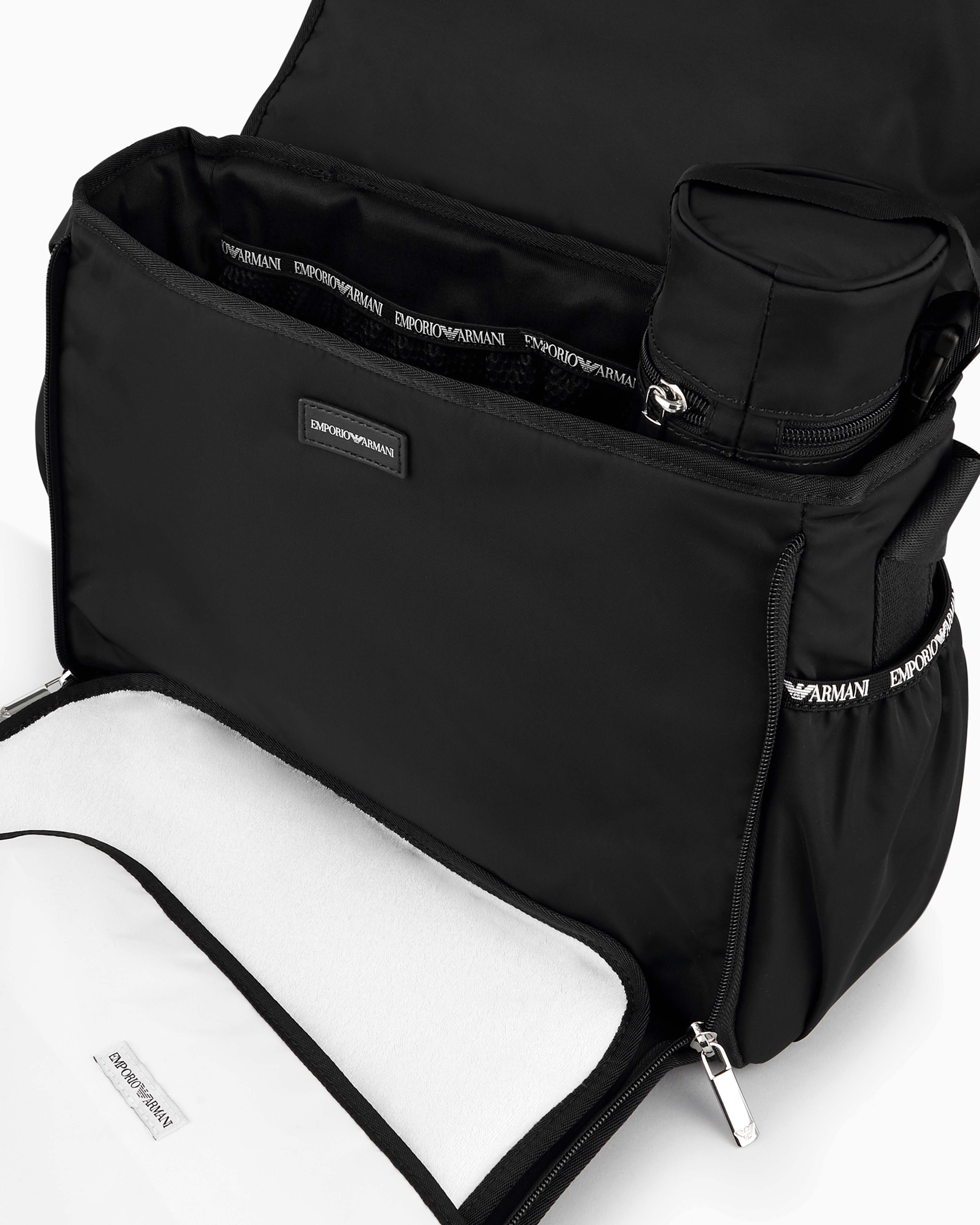 最終値下【タグ付】エンポリオアルマーニ マザーズバック　黒 undefined