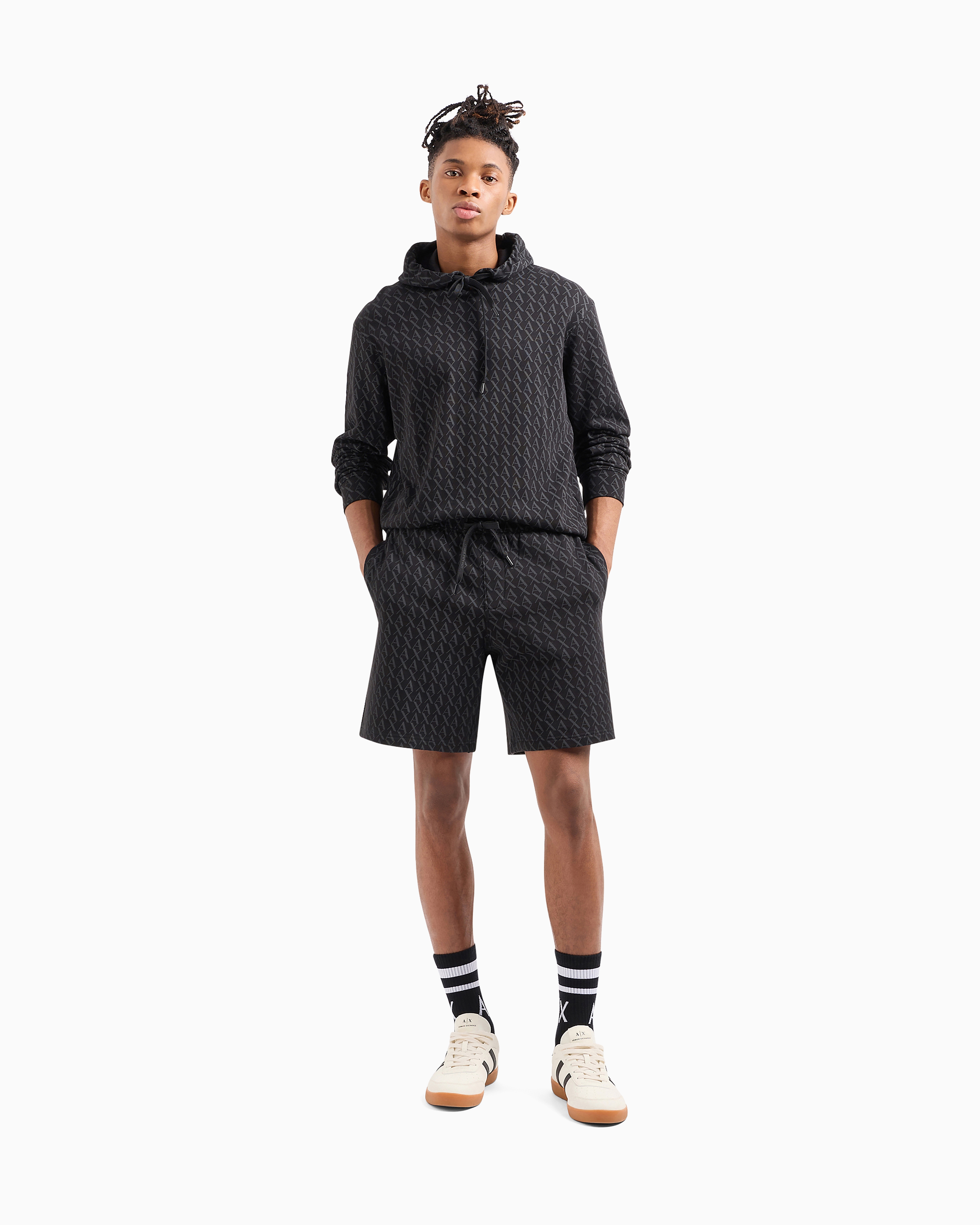 Trousers flowing fabric