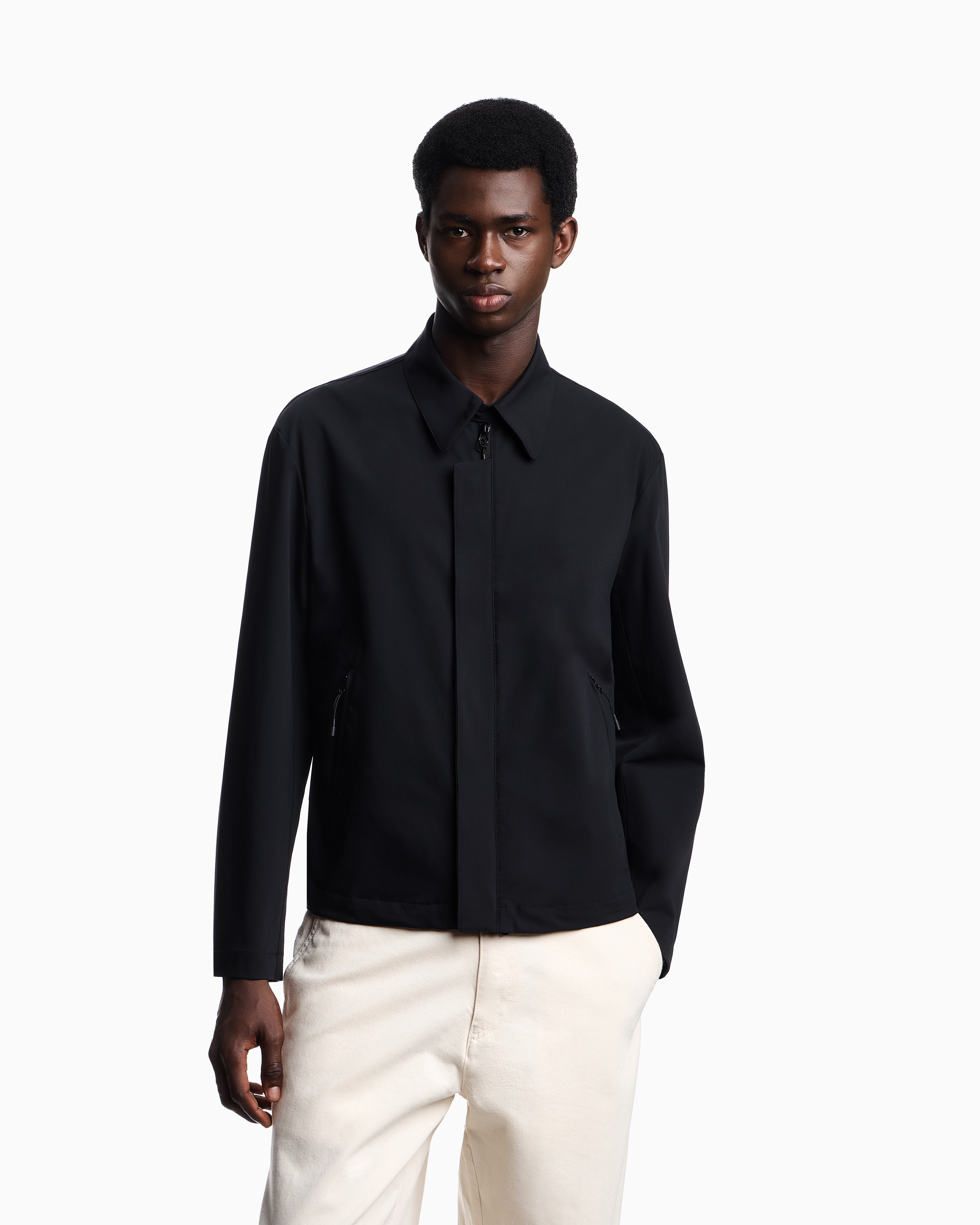 EM001964_AF15626_UC001_E_FW202