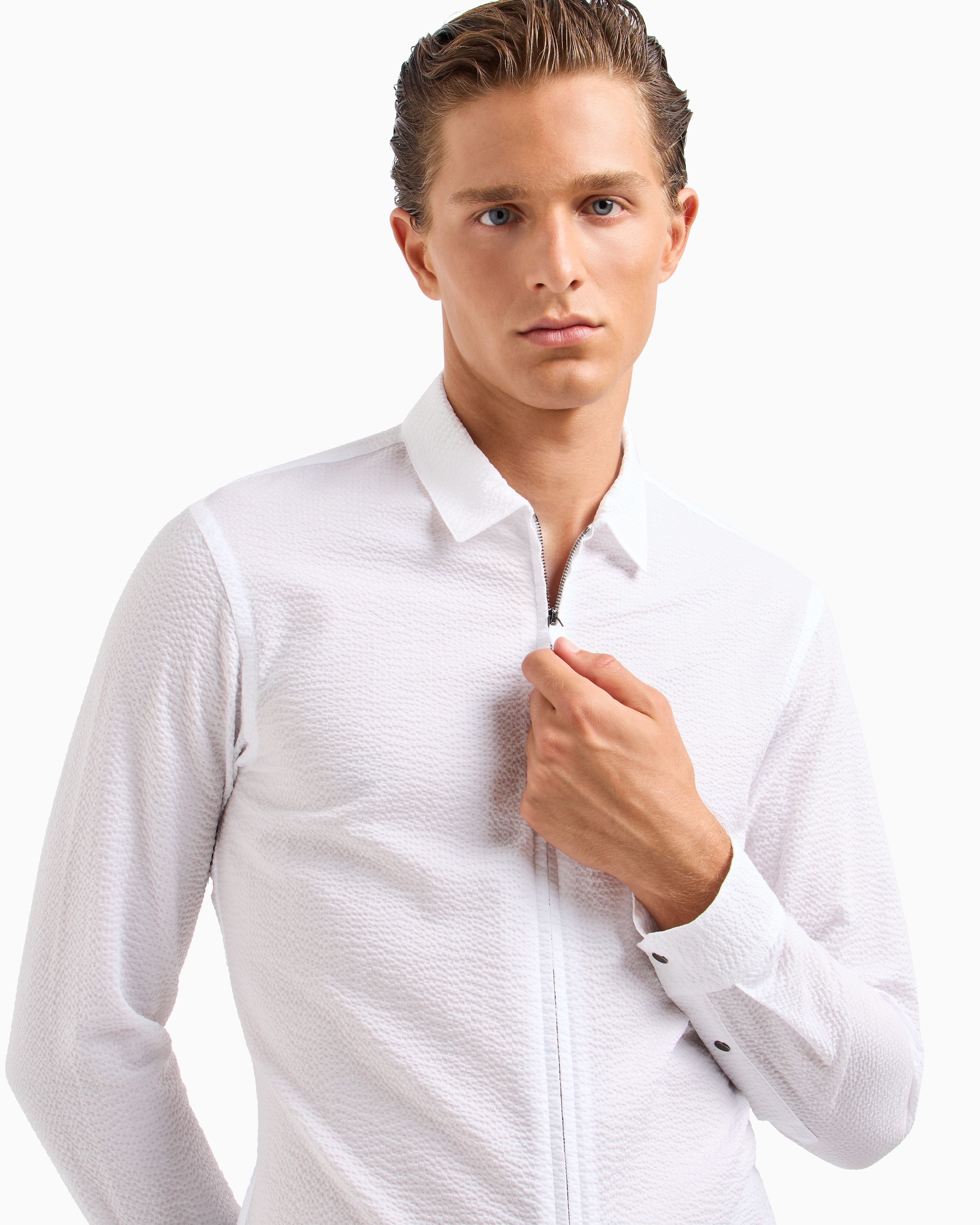 GM000057_TE11186_U0002_A_FW202