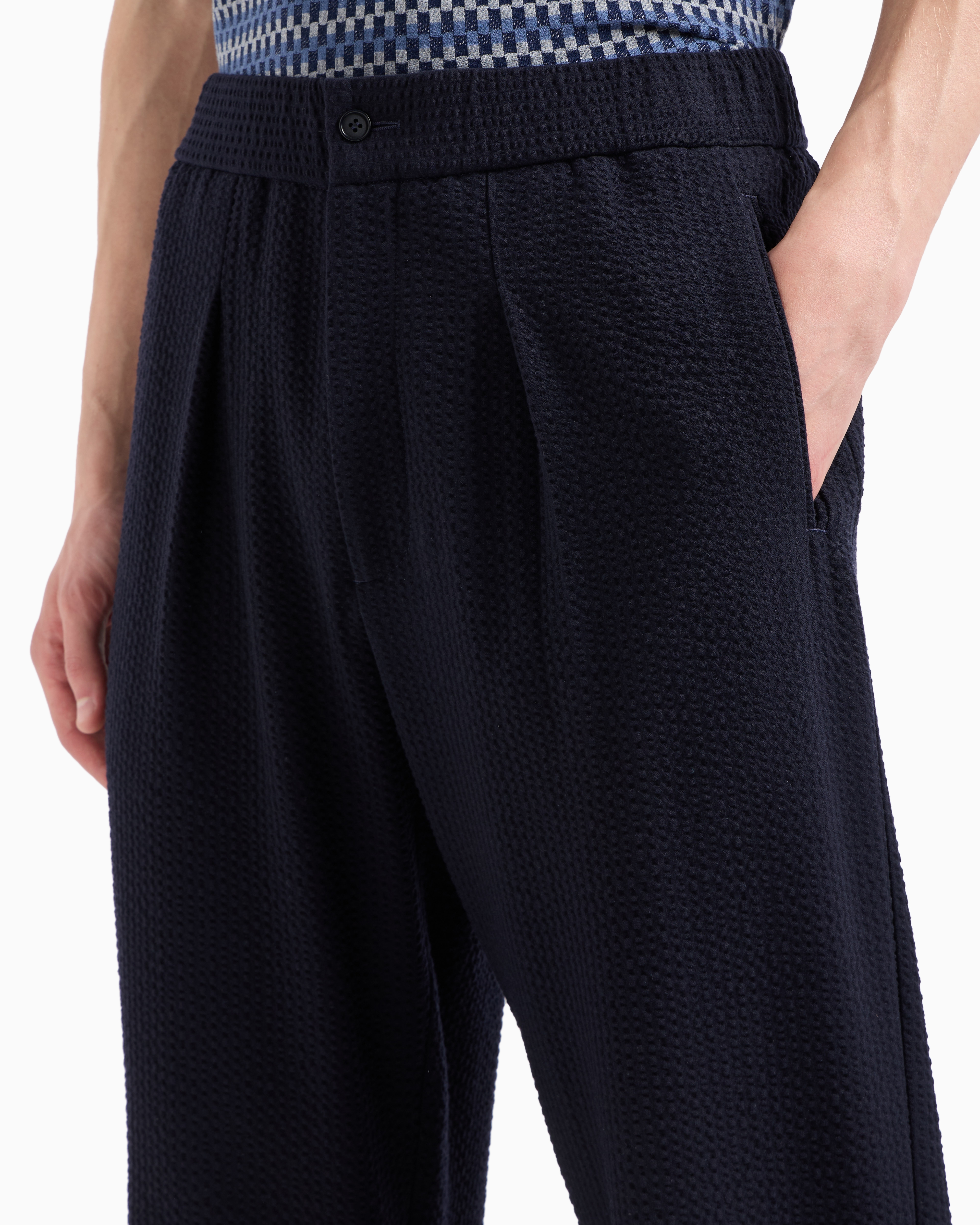 GIORGIO ARMANI ジョルジオアルマーニ イタリア製 ウールカシミヤ ジョルジオ アルマーニ】デザイナー自身のスタイルに学ぶ