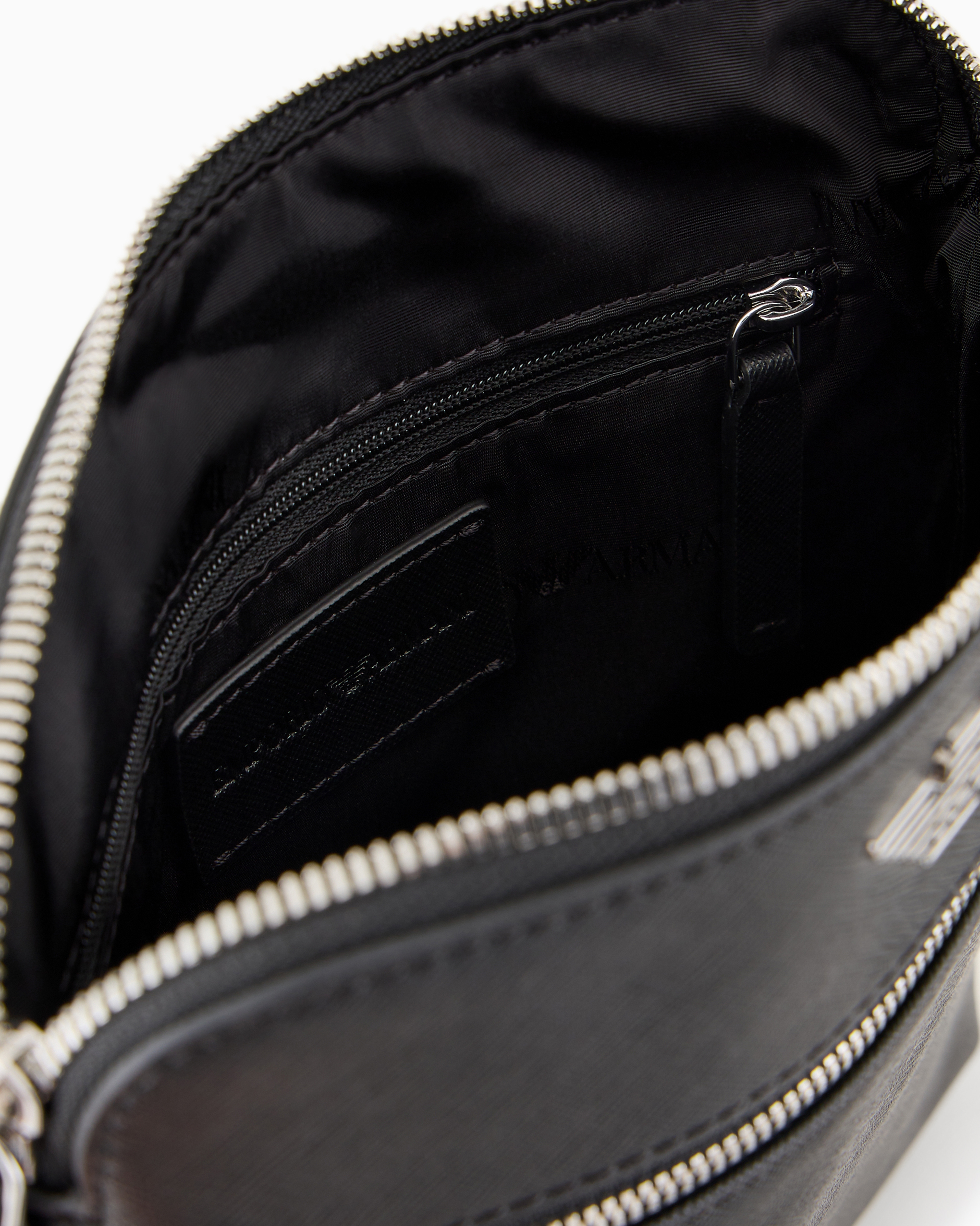 ASV フラットショルダーバッグ 再生サフィアーノレザー イーグル