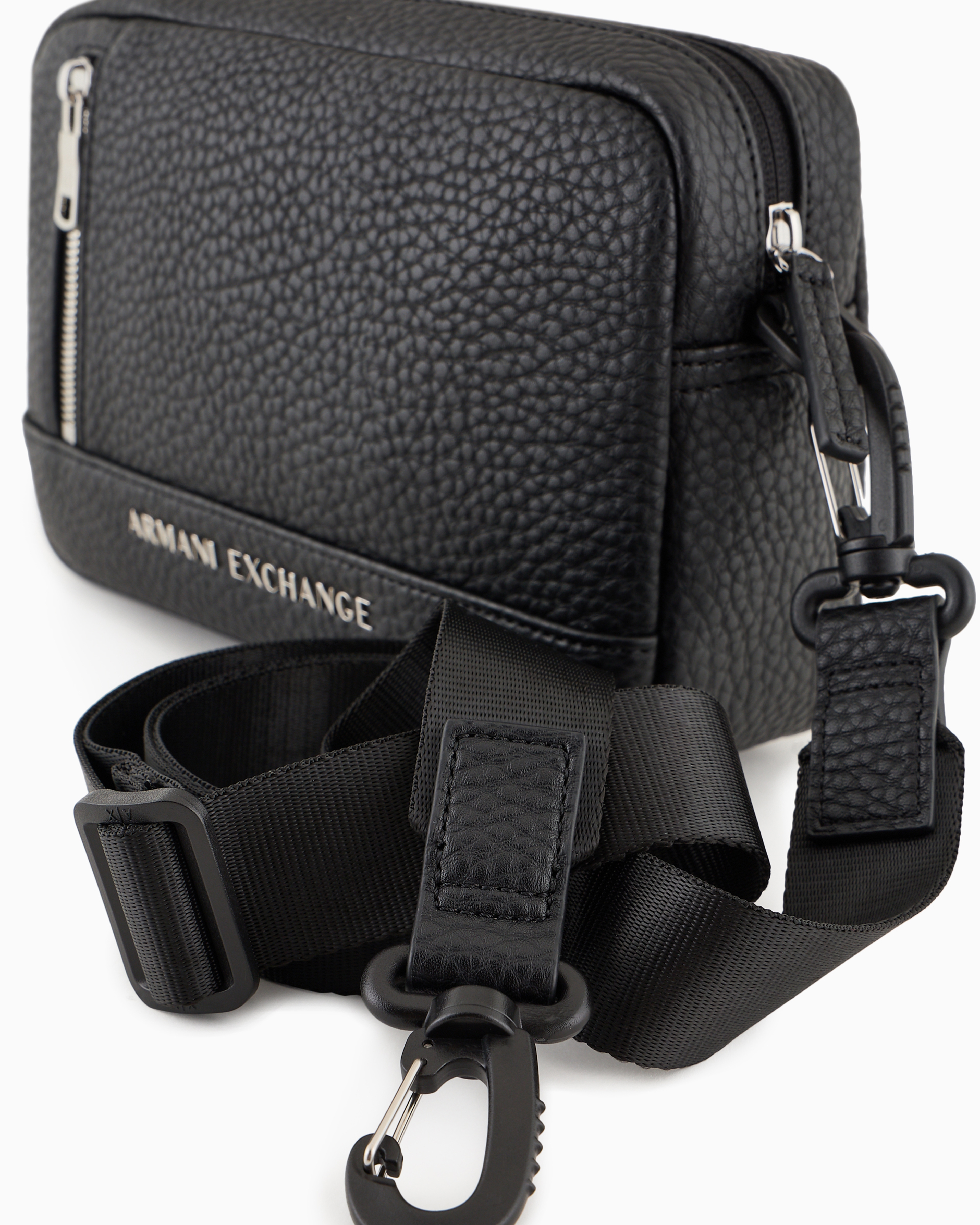 giorgio armani 肩掛けバッグ AXロゴ ミニショルダーバッグ | Armani Exchange