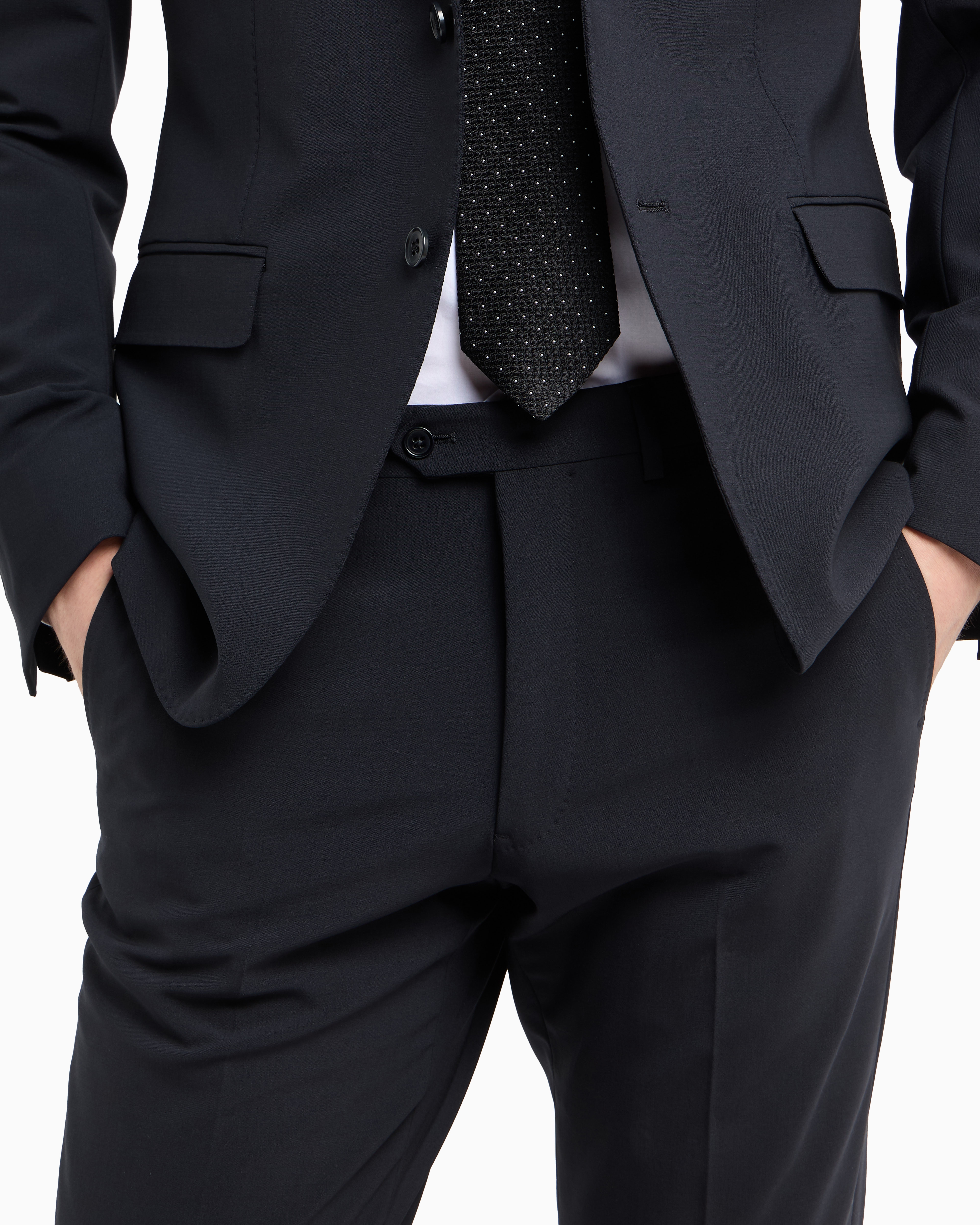 ほぼ未使用　EMPORIO　ARMANI　JOSH LINE　スーツ　44 Emporio Armani Black Wool Josh Line Suit L Emporio Armani | TLC