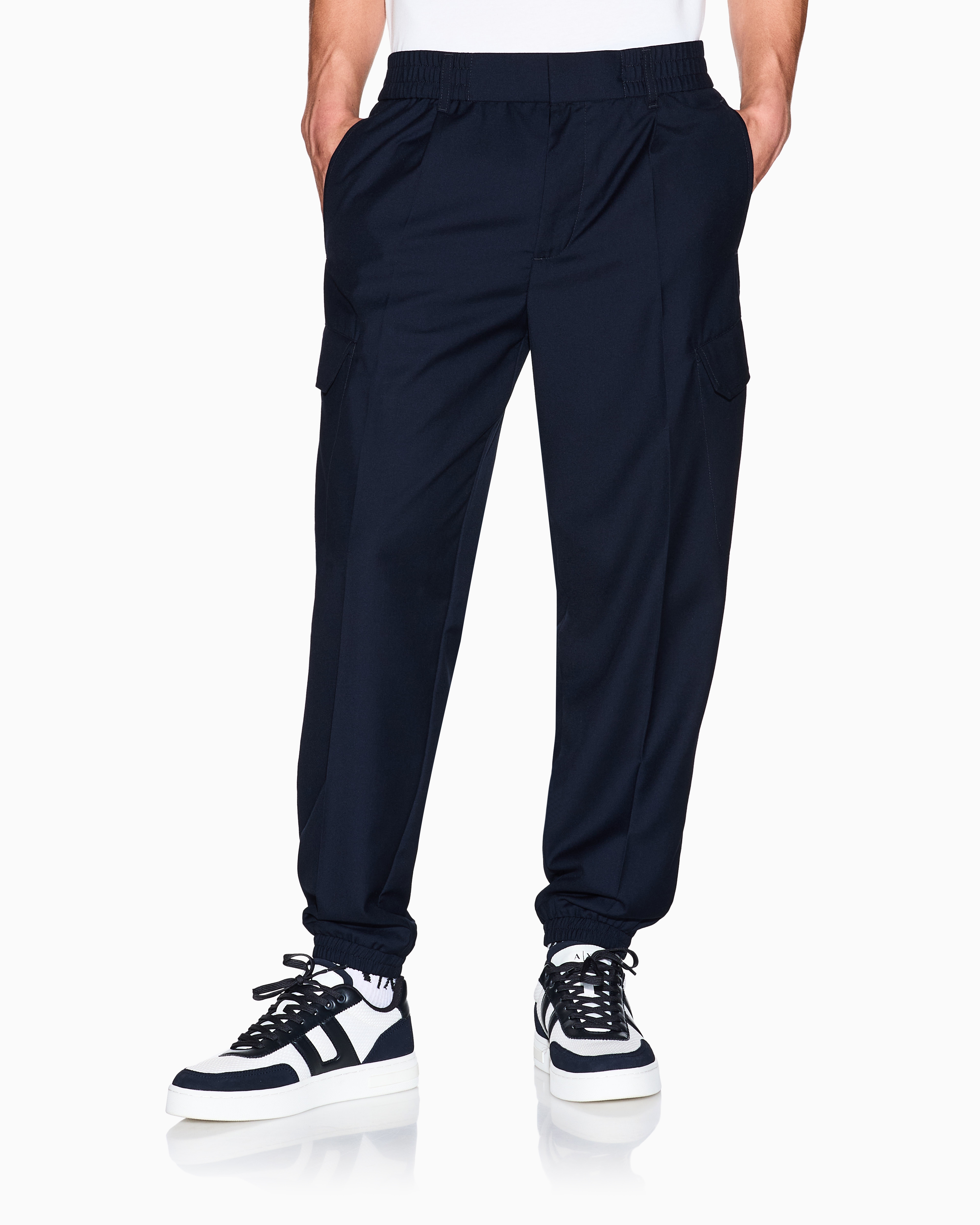 EMPORIO ARMANI ネイビー パンツ M XM001208_AF12041_UB101_E_FW202