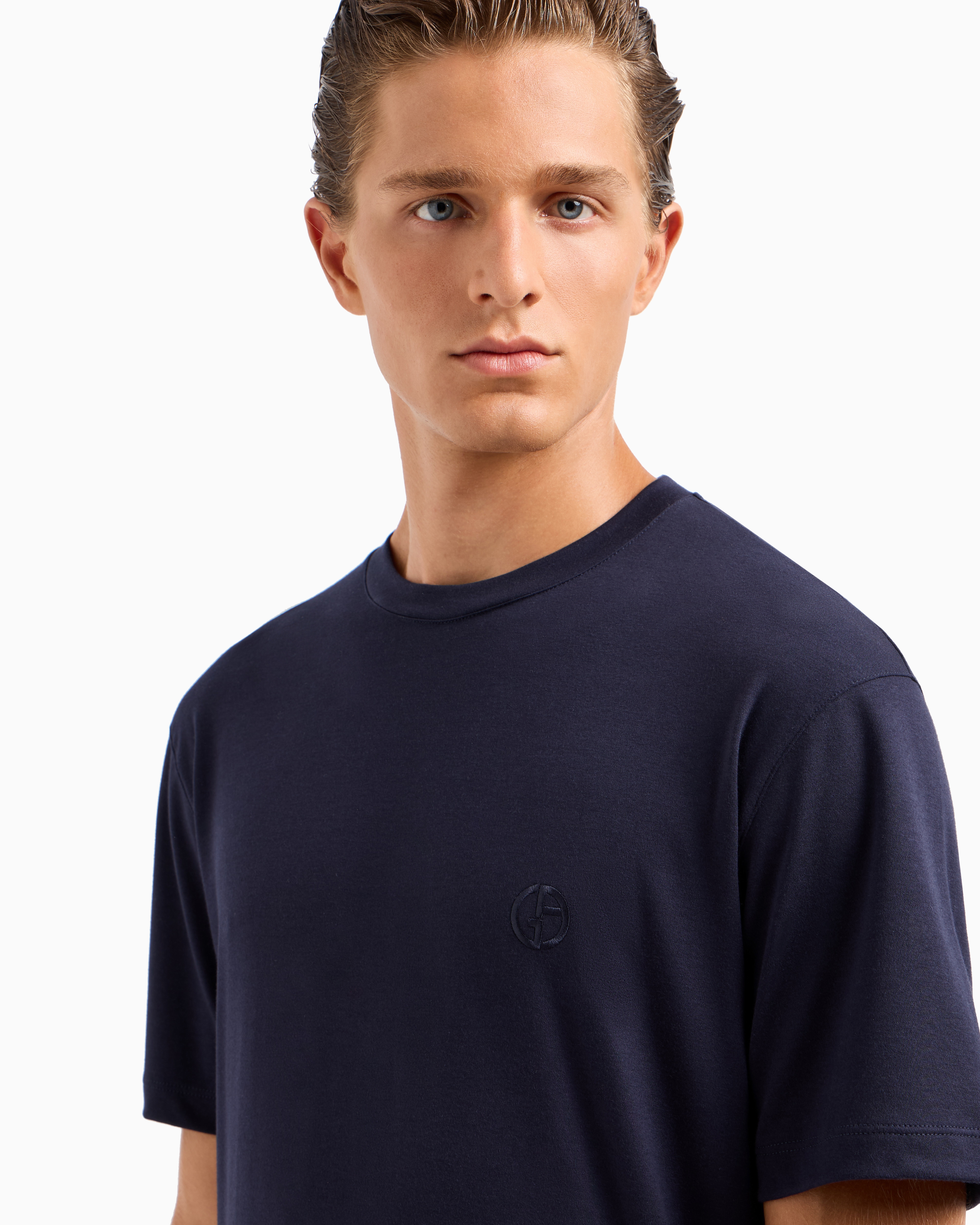 GM000332_TE11706_UB115_A_FW202