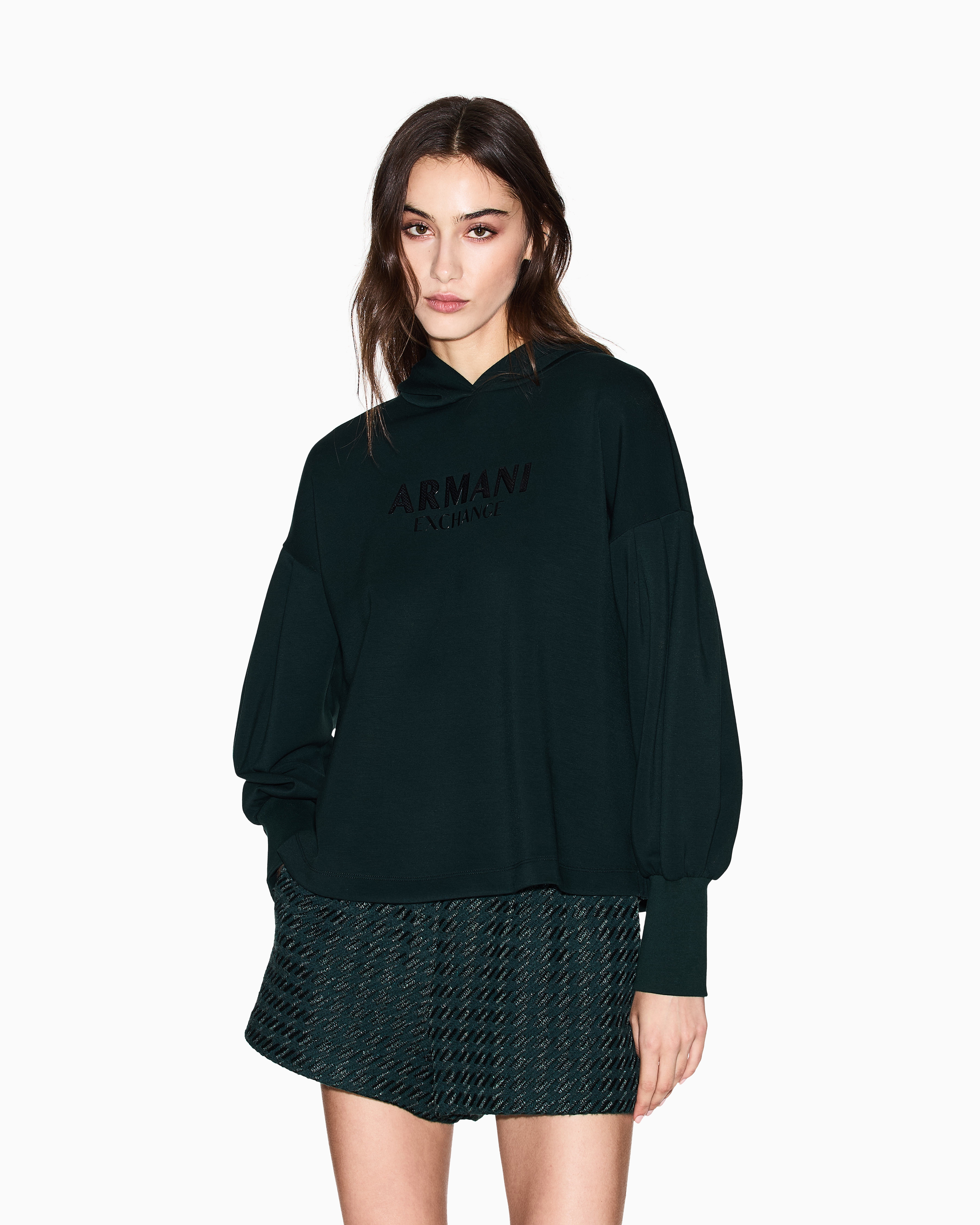 Sweatshirt with wide sleeves