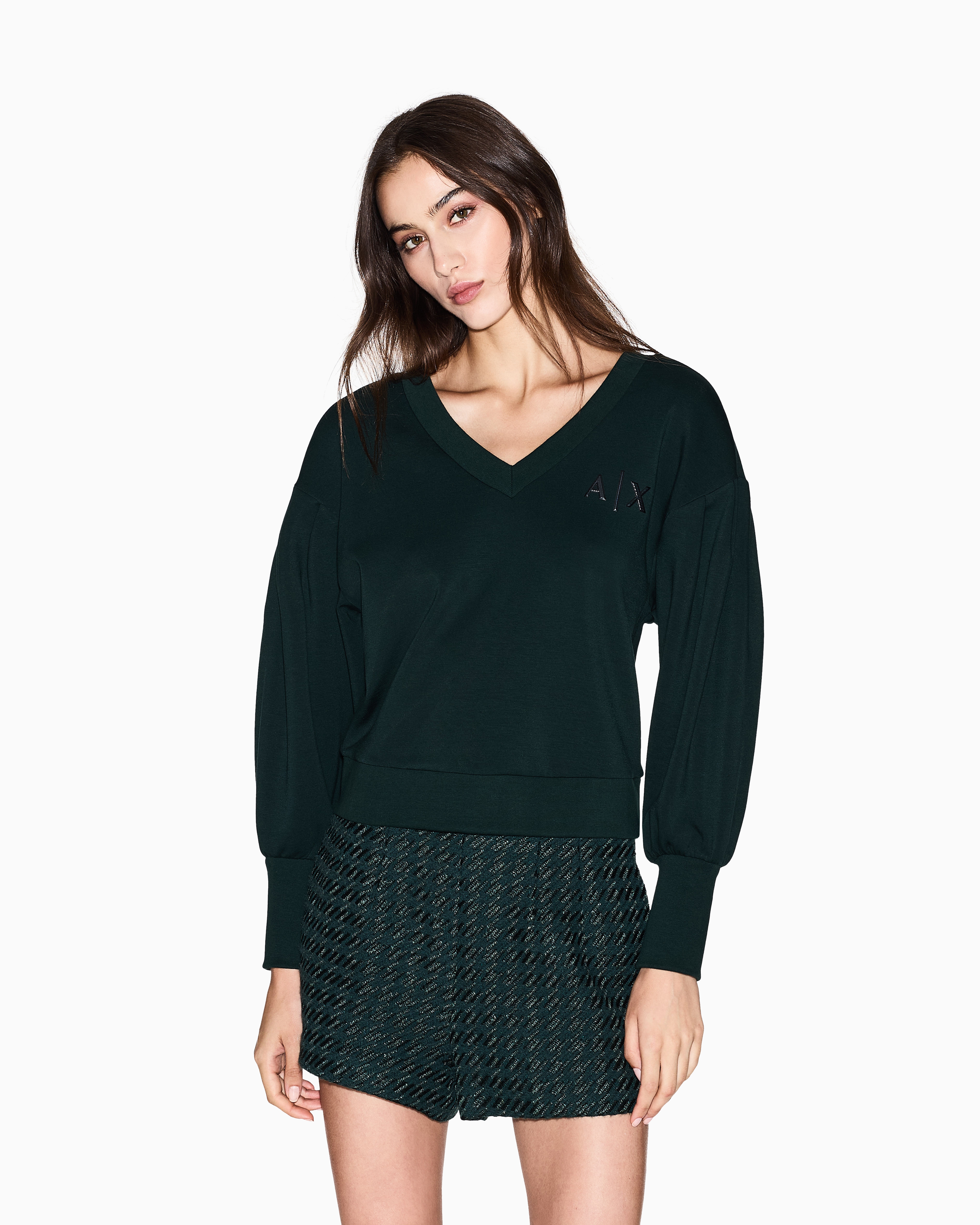 Sweatshirt with wide sleeves