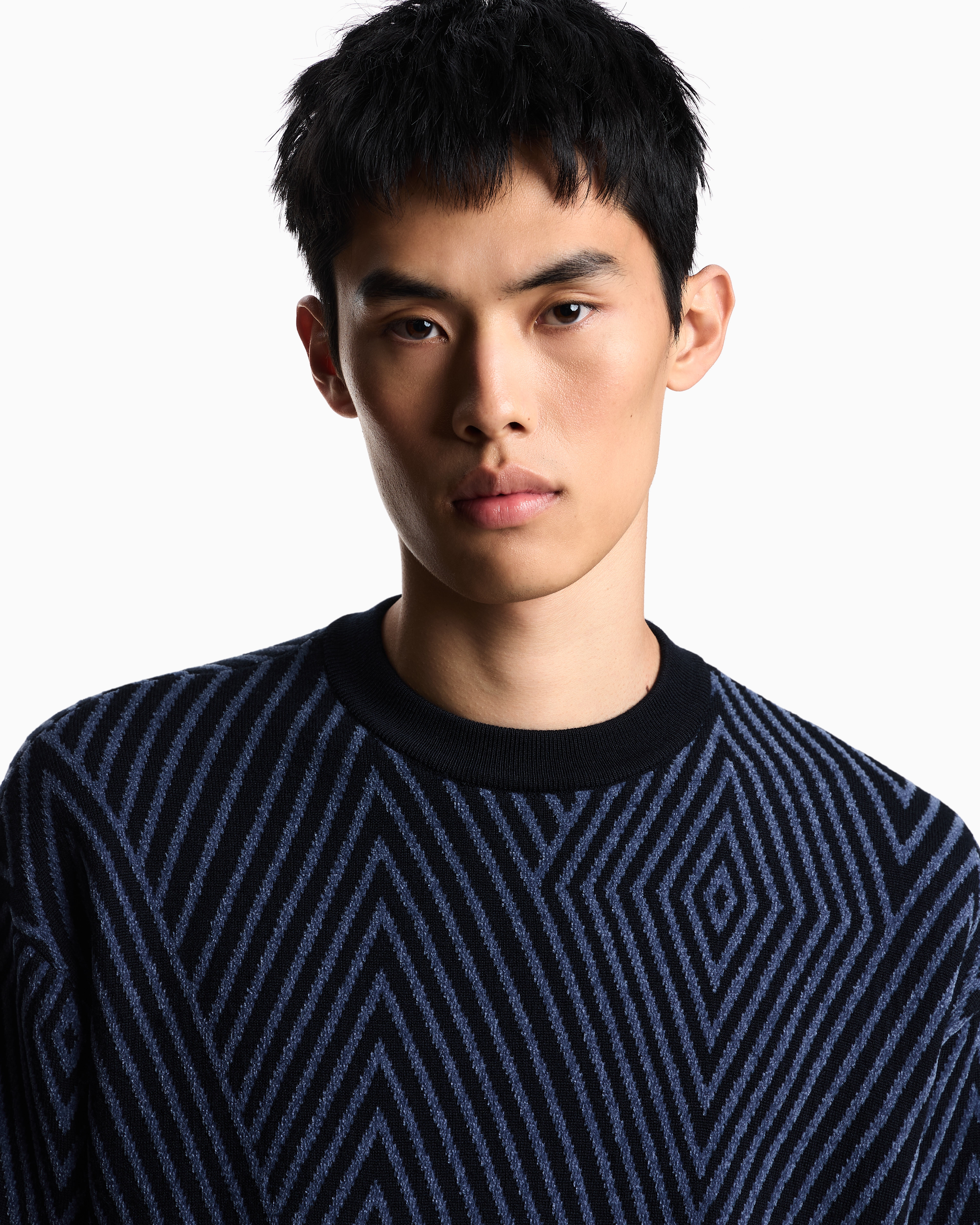 Virgin wool-blend jumper with op-art jacquard with oversized