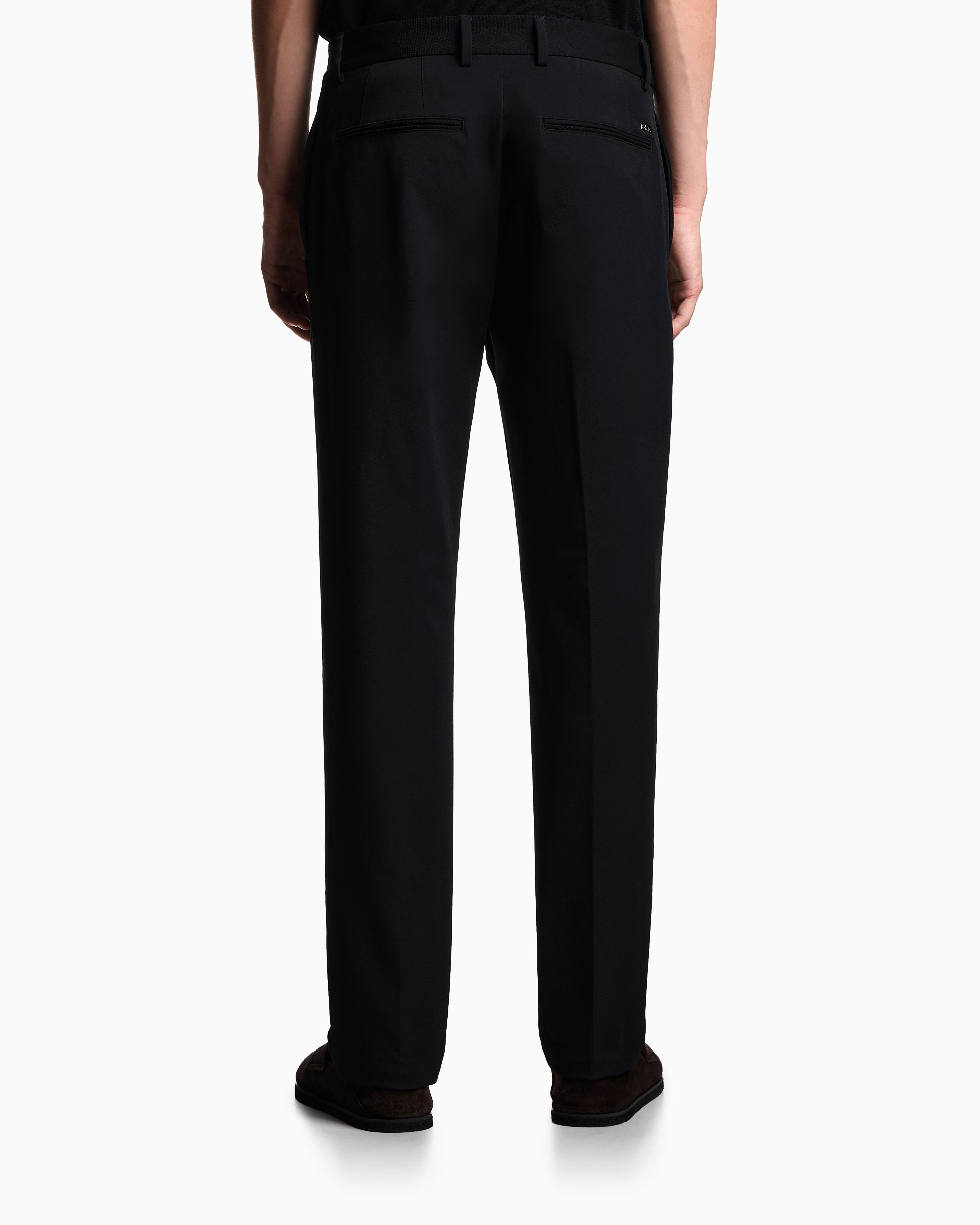 EM001505_AF18502_UC001_R_FW202