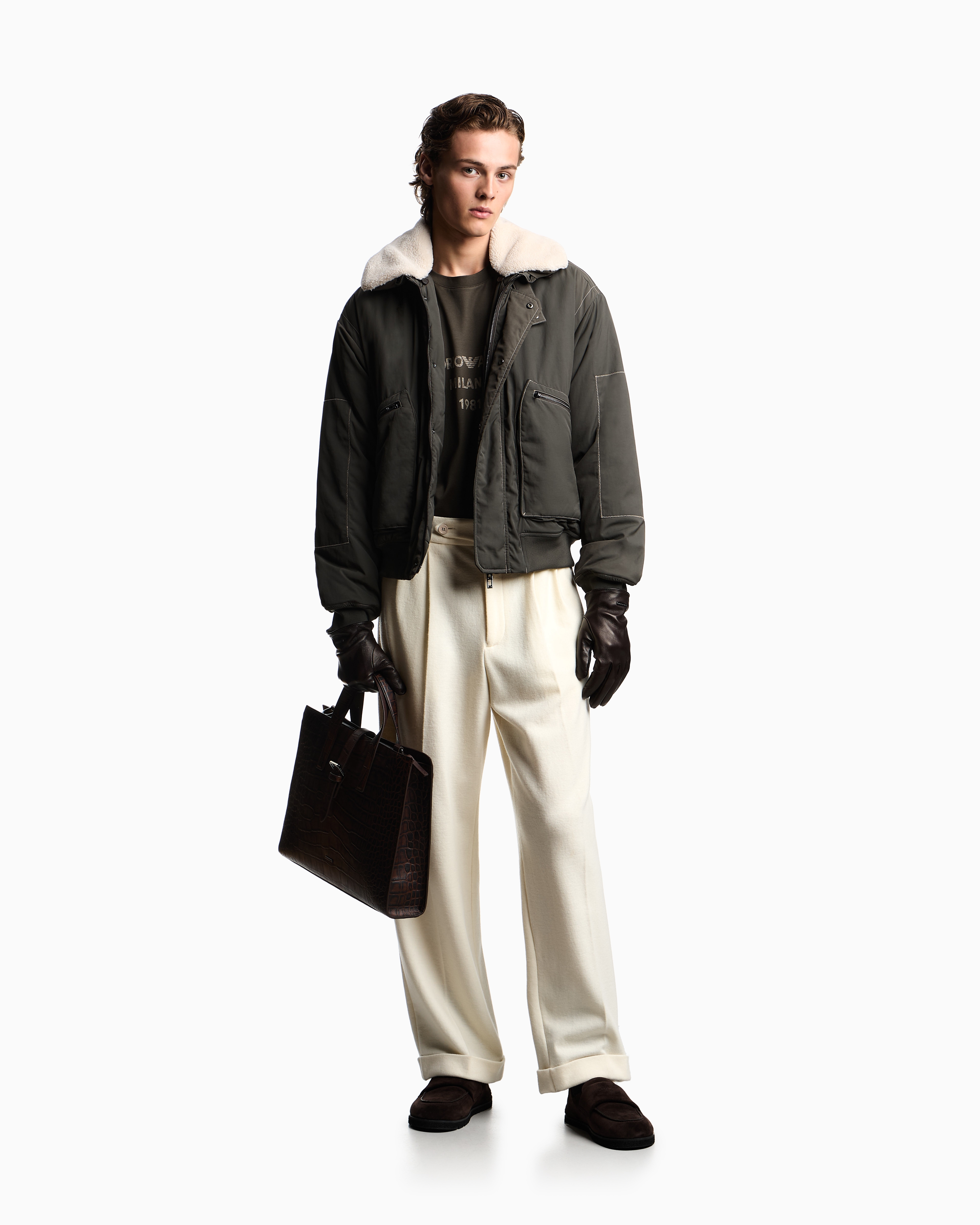 EM003264_AF18269_U8120_D_FW202