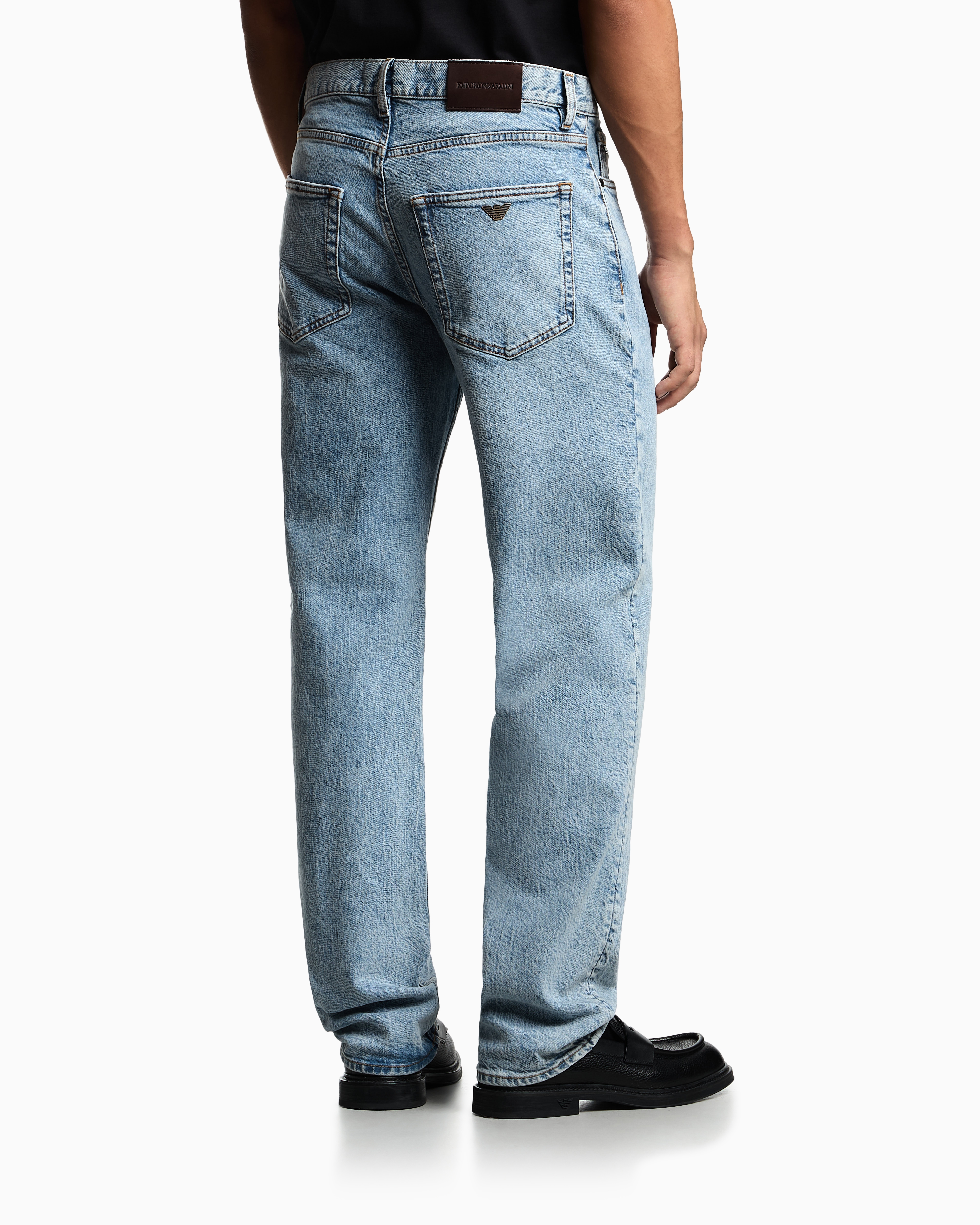 EM000763_AF14296_MB003_R_FW202