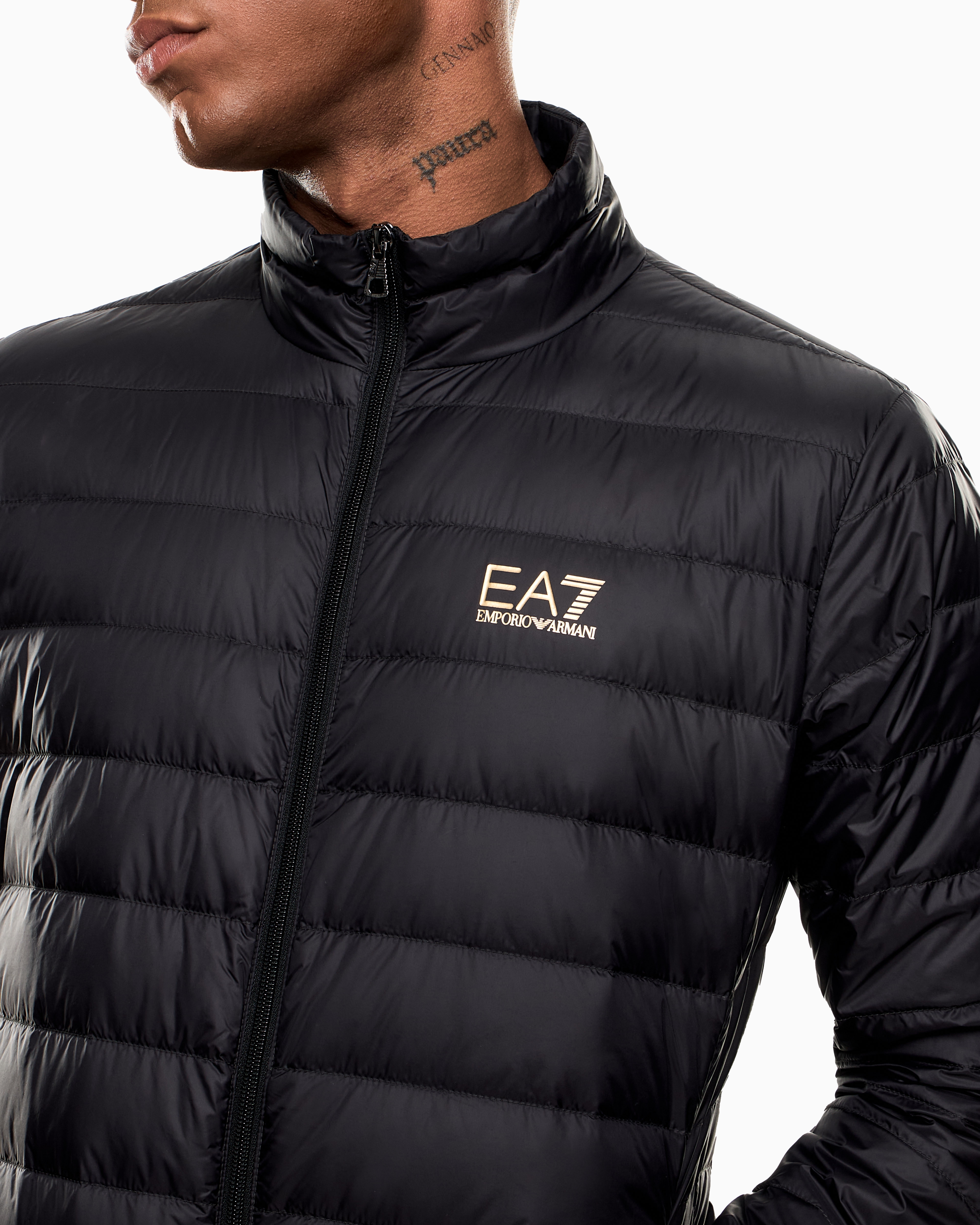 EMPORIO ARMANI ブラックダウンジャケット 楽天市場】エンポリオアルマーニ EA7 EMPORIO ARMANI ダウンジャケット