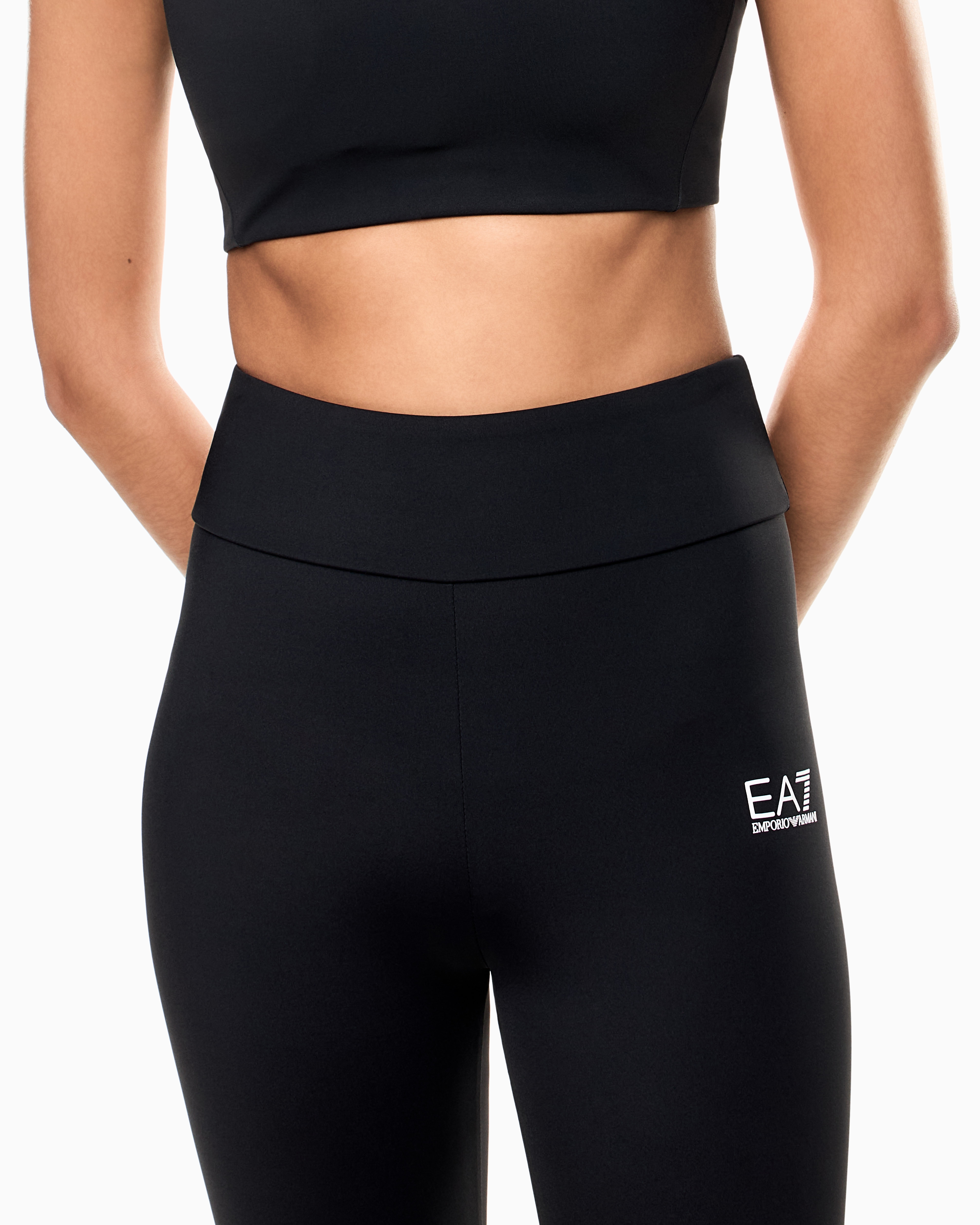 Dynamic Athlete leggings in VIGOR7 technical fabric EA7